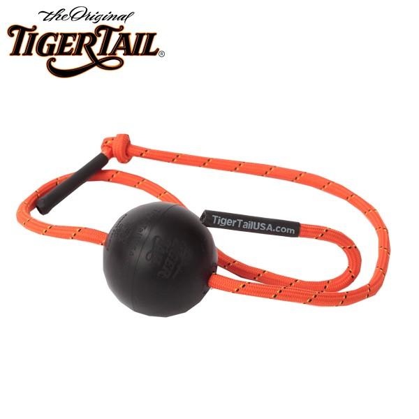 ・手の届きにくい背中も含め、全身ケアを可能にするひも付きマッスルローラー「Tiger Ball／タイガーボール」 ・ひもでボールをキープすることができるため、壁に寄り掛かったり床に寝転び、背中など手の届きにくい箇所に押し当てて使用できます。...