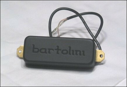 PRODUCT DETAILS Bartolini 6RC ベース用 ピックアップ 4弦 リッケンバッカー用 ブリッジ側 デュアルコイル パッシブ【商品仕様】・ ブランド：Bartolini・ 型番：6RC・ 品目：ベース用ピックアップ・ 対応弦数：4弦・ 対応モデル：リッケンバッカー 4001 等・ 形状：リッケンバッカータイプ・デュアルコイル・ 取付位置：ブリッジ側・ アクティブ/パッシブ：パッシブ・ 付属品：クリーニングクロス、チューナー【特徴】・ リッケンバッカー4001に対応し、低音域と中低音域を強化するアップグレード用パーツです。・ デュアルコイル・ハムバッカー構造を採用し、単独使用時およびネック側ピックアップ（6RT）との併用時のいずれもハムノイズを抑制します。・ ピックアップ本体は完全密閉およびシールド処理が施されており、照明や電源による外部ノイズへの耐性を高めています。・ 接続ケーブルにもシールド処理が施されており、ステージやスタジオなど様々な環境でノイズを抑えた出力が可能です。【ご注意】・ 取り付けには加工・配線作業が必要な場合があります。お手持ちの楽器との適合（弦数・サイズ・取付穴位置）をご確認のうえご注文ください。・ アクティブタイプは9V電池が必要です（電池は付属しない場合があります）。 ■ 商品について 海外輸入品（説明書は英語表記の場合あり） ■ ご注意 ・掲載画像は実物に近い色味になるよう調整しておりますが、ご利用の環境により差異が生じる場合があります。・複数店舗で在庫を共有しているため、ご注文後に在庫切れとなる場合がございます。 ■ 納期について お届けの目安を必ずご確認ください。 海外正規ルート仕入れ品 海外ブランド ▼ 海外正規ブランド店 正規代理店 ▼ 当 店 ※本商品は並行輸入品です 製造元は正規品と同一のブランド・メーカーです。当店では海外正規ルートより仕入れた商品を取り扱っております。流通ルートが異なるのみで、商品自体に違いはございません。 ── 当店の商品について ── 正規品のみ取り扱い 海外正規店・正規代理店から商品を直接仕入れ、国内に輸入して販売しております。 日本未入荷・海外限定モデルも多数 日本未入荷・海外限定モデルも多数取り扱っております。サイズ・カラー違いや海外限定で販売された製品など、日本では手に入りにくいアイテムをお届けいたします。 お求めやすい価格の理由 海外市場での価格差や流通ルートの違いにより、国内販売価格よりお求めやすくなっております。品質はそのままに、よりお手頃な価格でお届けいたします。 安心保証 ご使用前に万が一、製品に不具合がございました場合は、交換または商品代金のご返金にて対応させていただきます。商品到着後5日以内にご連絡ください。 ご注意 海外からの輸入品となります。海外輸送のため、外箱に軽微なスレ等がある場合がございますが、商品本体には影響ございません。 ※在庫状況は仕入先の在庫情報をもとに出来る限り正確に表示しておりますが、取寄せ商品のため、タイミングによりご注文後に欠品・キャンセルとなる場合がございます。 お探しの商品がございましたら、お気軽にご相談ください。
