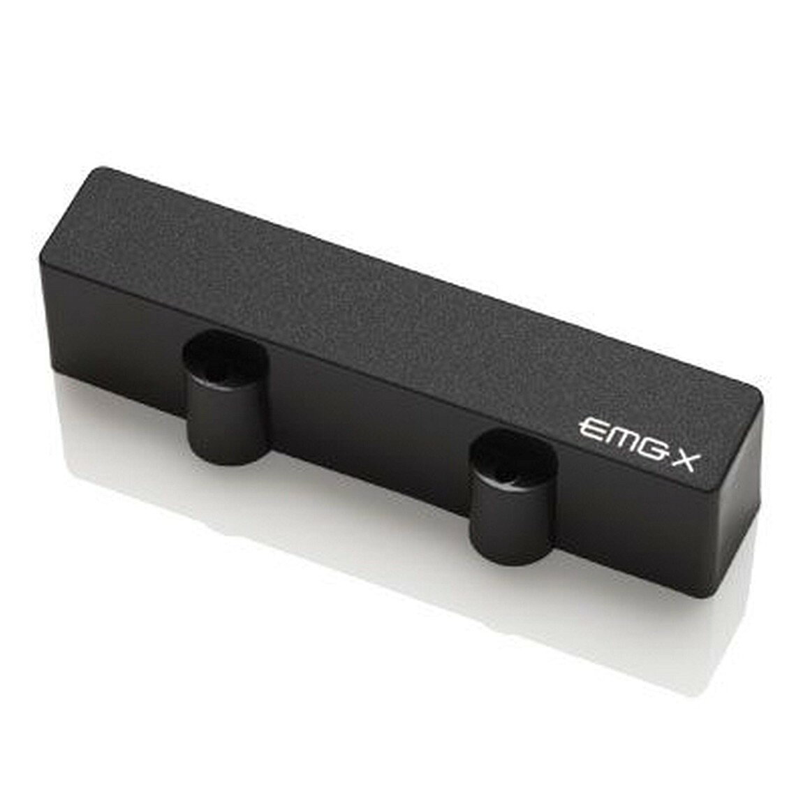 PRODUCT DETAILS EMG LJX ベース用 ピックアップ 4弦 Jタイプ ブリッジ側 アクティブ ブラック【商品仕様】・ ブランド：EMG・ 型番：LJX・ 品目：ベース用ピックアップ・ 対応弦数：4弦・ 形状：Jタイプ・ 取付位置：ブリッジ側（ロングサイズ）・ アクティブ/パッシブ：アクティブ・ カラー：ブラック【特徴】・ ダイナミックレンジを広げ、ヘッドルームに余裕を持たせたEMG Xシリーズのジャズベース用ピックアップです。・ 標準的なJタイプピックアップのブリッジ側ポジションに対応するロングサイズ仕様です。・ 低ノイズでクリアなトーンを維持しながら、パッシブのようなオーガニックなレスポンスを併せ持っています。【ご注意】・ 取り付けには加工・配線作業が必要な場合があります。お手持ちの楽器との適合（弦数・サイズ・取付穴位置）をご確認のうえご注文ください。・ アクティブタイプは9V電池が必要です（電池は付属しない場合があります）。 ■ 商品について 海外輸入品（説明書は英語表記の場合あり） ■ ご注意 ・掲載画像は実物に近い色味になるよう調整しておりますが、ご利用の環境により差異が生じる場合があります。・複数店舗で在庫を共有しているため、ご注文後に在庫切れとなる場合がございます。 ■ 納期について お届けの目安を必ずご確認ください。 海外正規ルート仕入れ品 海外ブランド ▼ 海外正規ブランド店 正規代理店 ▼ 当 店 ※本商品は並行輸入品です 製造元は正規品と同一のブランド・メーカーです。当店では海外正規ルートより仕入れた商品を取り扱っております。流通ルートが異なるのみで、商品自体に違いはございません。 ── 当店の商品について ── 正規品のみ取り扱い 海外正規店・正規代理店から商品を直接仕入れ、国内に輸入して販売しております。 日本未入荷・海外限定モデルも多数 日本未入荷・海外限定モデルも多数取り扱っております。サイズ・カラー違いや海外限定で販売された製品など、日本では手に入りにくいアイテムをお届けいたします。 お求めやすい価格の理由 海外市場での価格差や流通ルートの違いにより、国内販売価格よりお求めやすくなっております。品質はそのままに、よりお手頃な価格でお届けいたします。 安心保証 ご使用前に万が一、製品に不具合がございました場合は、交換または商品代金のご返金にて対応させていただきます。商品到着後5日以内にご連絡ください。 ご注意 海外からの輸入品となります。海外輸送のため、外箱に軽微なスレ等がある場合がございますが、商品本体には影響ございません。 ※在庫状況は仕入先の在庫情報をもとに出来る限り正確に表示しておりますが、取寄せ商品のため、タイミングによりご注文後に欠品・キャンセルとなる場合がございます。 お探しの商品がございましたら、お気軽にご相談ください。