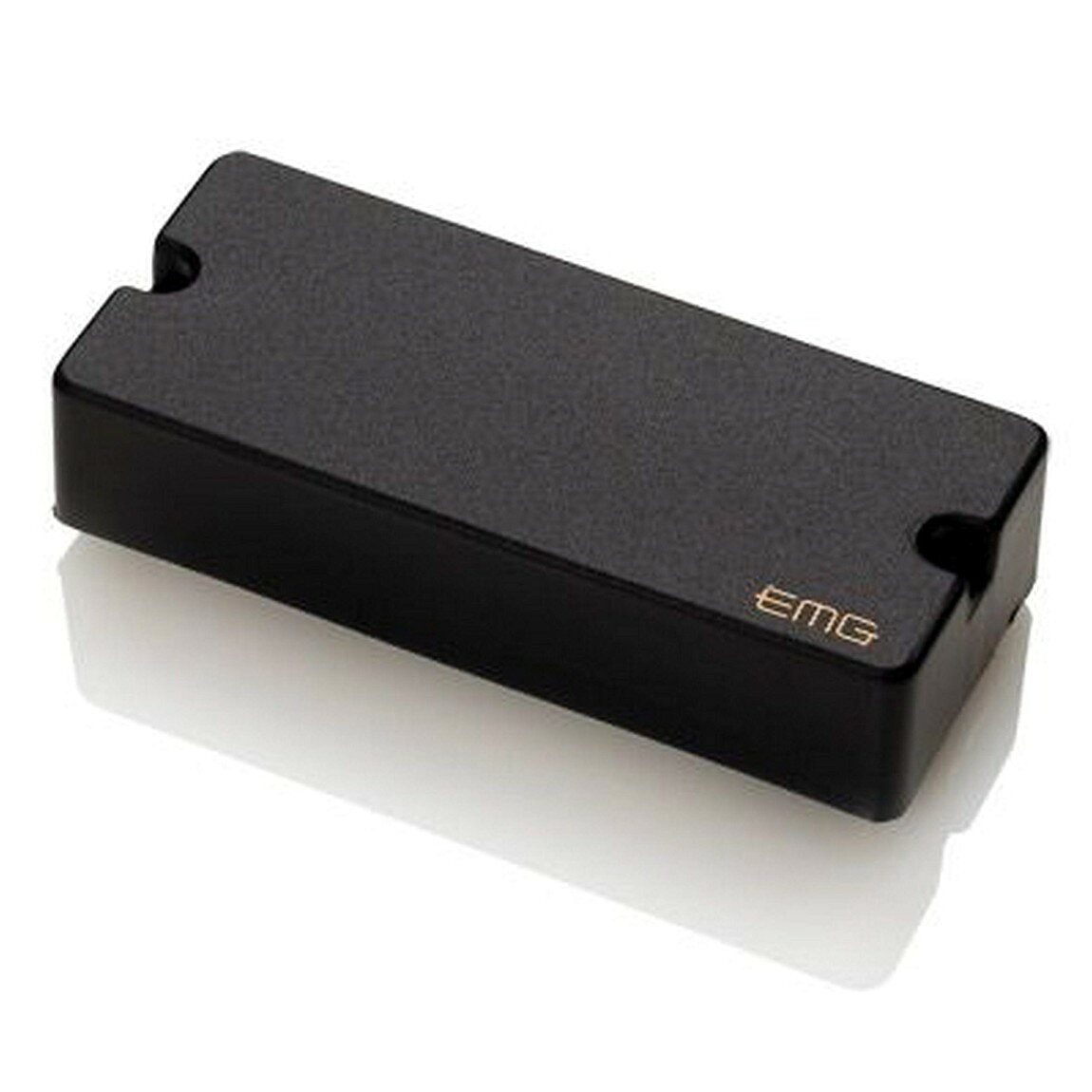 PRODUCT DETAILS EMG 35TW ベース用 ピックアップ 4弦 ソープバー 3.5インチ アクティブ【商品仕様】・ ブランド：EMG・ 型番：35TW・ 品目：ベース用ピックアップ・ 対応弦数：4弦・ 形状：35 Extended シリーズ（ソープバータイプ）・ サイズ：3.5インチ (89mm)・ アクティブ/パッシブ：アクティブ・ マグネット：セラミック＆スチール・ モード：シングルコイル / デュアルコイル（プッシュ/プル切替）・ 付属品：25kトーンポット、プッシュ/プルポット、バッテリーバス、ステレオ出力ジャック、取付ネジ、接続ケーブル一式【特徴】・ 1つのハウジング内にシングルコイルとハムバッカーの2つの独立したピックアップを内蔵したデュアルモード・ピックアップです。・ 付属のプッシュ/プルポットにより、クリアなシングルコイルサウンドと、ミッドレンジが強調されたパワフルなハムバッカーサウンドを切り替えて使用可能です。・ セラミックマグネットとスチールポールピースを採用したCS（セラミック＆スチール）回路により、ノイズの少ない出力を実現しています。【ご注意】・ 取り付けには加工・配線作業が必要な場合があります。お手持ちの楽器との適合（弦数・サイズ・取付穴位置）をご確認のうえご注文ください。・ アクティブタイプは9V電池が必要です（電池は付属しない場合があります）。 ■ 商品について 海外輸入品（説明書は英語表記の場合あり） ■ ご注意 ・掲載画像は実物に近い色味になるよう調整しておりますが、ご利用の環境により差異が生じる場合があります。・複数店舗で在庫を共有しているため、ご注文後に在庫切れとなる場合がございます。 ■ 納期について お届けの目安を必ずご確認ください。 海外正規ルート仕入れ品 海外ブランド ▼ 海外正規ブランド店 正規代理店 ▼ 当 店 ※本商品は並行輸入品です 製造元は正規品と同一のブランド・メーカーです。当店では海外正規ルートより仕入れた商品を取り扱っております。流通ルートが異なるのみで、商品自体に違いはございません。 ── 当店の商品について ── 正規品のみ取り扱い 海外正規店・正規代理店から商品を直接仕入れ、国内に輸入して販売しております。 日本未入荷・海外限定モデルも多数 日本未入荷・海外限定モデルも多数取り扱っております。サイズ・カラー違いや海外限定で販売された製品など、日本では手に入りにくいアイテムをお届けいたします。 お求めやすい価格の理由 海外市場での価格差や流通ルートの違いにより、国内販売価格よりお求めやすくなっております。品質はそのままに、よりお手頃な価格でお届けいたします。 安心保証 ご使用前に万が一、製品に不具合がございました場合は、交換または商品代金のご返金にて対応させていただきます。商品到着後5日以内にご連絡ください。 ご注意 海外からの輸入品となります。海外輸送のため、外箱に軽微なスレ等がある場合がございますが、商品本体には影響ございません。 ※在庫状況は仕入先の在庫情報をもとに出来る限り正確に表示しておりますが、取寄せ商品のため、タイミングによりご注文後に欠品・キャンセルとなる場合がございます。 お探しの商品がございましたら、お気軽にご相談ください。