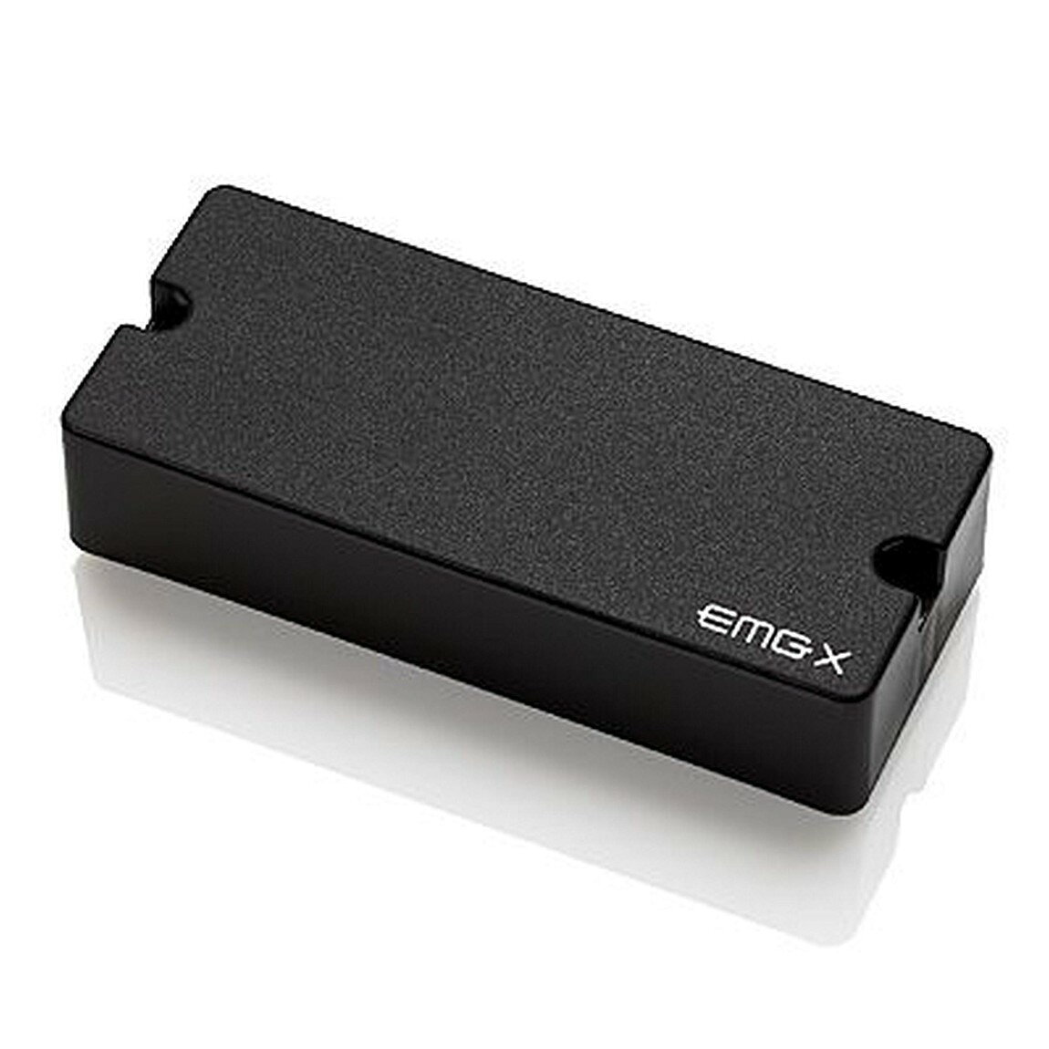 PRODUCT DETAILS EMG 35JX ベース用 ピックアップ 4弦 ソープバー 35サイズ アクティブ ブラック【商品仕様】・ ブランド：EMG・ 型番：35JX・ 品目：ベース用ピックアップ・ 対応弦数：4弦・ 形状：35サイズ（ソープバー）・ アクティブ/パッシブ：アクティブ・ マグネット：カスタム・ラジアス・セラミック・バー・ 対応弦間隔：最大2.625インチ・ カラー：ブラック・ 付属品：出力ジャック、バッテリークリップ、ボリューム/アクティブ・トーン・コントロール、取付ネジ【特徴】・ JXピックアップの特性を35シリーズのハウジングに収めた、広範囲な周波数帯域を持つモデルです。・ インダクタンスに対する抵抗の比率を低く抑える設計により、低音域のレスポンスを向上させています。・ Xシリーズプリアンプを搭載し、広いヘッドルームとダイナミックなレスポンスを実現しています。・ ラジアス形状のセラミック・バー・マグネットにより、タイトな中音域とクリアな高音域を両立します。【ご注意】・ 取り付けには加工・配線作業が必要な場合があります。お手持ちの楽器との適合（弦数・サイズ・取付穴位置）をご確認のうえご注文ください。・ アクティブタイプは9V電池が必要です（電池は付属しない場合があります）。 ■ 商品について 海外輸入品（説明書は英語表記の場合あり） ■ ご注意 ・掲載画像は実物に近い色味になるよう調整しておりますが、ご利用の環境により差異が生じる場合があります。・複数店舗で在庫を共有しているため、ご注文後に在庫切れとなる場合がございます。 ■ 納期について お届けの目安を必ずご確認ください。 海外正規ルート仕入れ品 海外ブランド ▼ 海外正規ブランド店 正規代理店 ▼ 当 店 ※本商品は並行輸入品です 製造元は正規品と同一のブランド・メーカーです。当店では海外正規ルートより仕入れた商品を取り扱っております。流通ルートが異なるのみで、商品自体に違いはございません。 ── 当店の商品について ── 正規品のみ取り扱い 海外正規店・正規代理店から商品を直接仕入れ、国内に輸入して販売しております。 日本未入荷・海外限定モデルも多数 日本未入荷・海外限定モデルも多数取り扱っております。サイズ・カラー違いや海外限定で販売された製品など、日本では手に入りにくいアイテムをお届けいたします。 お求めやすい価格の理由 海外市場での価格差や流通ルートの違いにより、国内販売価格よりお求めやすくなっております。品質はそのままに、よりお手頃な価格でお届けいたします。 安心保証 ご使用前に万が一、製品に不具合がございました場合は、交換または商品代金のご返金にて対応させていただきます。商品到着後5日以内にご連絡ください。 ご注意 海外からの輸入品となります。海外輸送のため、外箱に軽微なスレ等がある場合がございますが、商品本体には影響ございません。 ※在庫状況は仕入先の在庫情報をもとに出来る限り正確に表示しておりますが、取寄せ商品のため、タイミングによりご注文後に欠品・キャンセルとなる場合がございます。 お探しの商品がございましたら、お気軽にご相談ください。