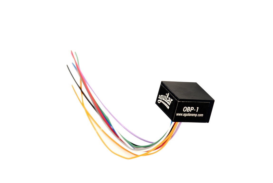 PRODUCT DETAILS Aguilar OBP-1 ベース用 プリアンプ オンボード アクティブ【商品仕様】・ ブランド：Aguilar・ 型番：OBP-1・ 品目：ベース用オンボードプリアンプ・ 回路：オールFET設計、ブースト専用2バンド・ ブースト量：最大18dB（40Hz：ベース、4kHz：トレブル）・ 入力インピーダンス：1MΩ・ 出力インピーダンス：600Ω・ 電源：18V（9V乾電池2本使用）・ サイズ：約25mm(W) x 25mm(L) x 15mm(D)・ 対応ピックアップ：パッシブ/アクティブ両対応【特徴】・ 楽器本来のサウンドを損なうことなく、アクティブ回路による音作りのメリットを付加するブースト専用設計です。・ オールFET回路により、ノイズを抑えつつ広いダイナミックヘッドルームを確保しています。・ バッファ回路を備えており、長いケーブルを使用しても高域の損失を防ぐ設計となっています。【ご注意】・ 取り付けには加工・配線作業が必要な場合があります。お手持ちの楽器との適合（弦数・サイズ・取付穴位置）をご確認のうえご注文ください。・ アクティブタイプは9V電池が必要です（電池は付属しない場合があります）。 ■ 商品について 海外輸入品（説明書は英語表記の場合あり） ■ ご注意 ・掲載画像は実物に近い色味になるよう調整しておりますが、ご利用の環境により差異が生じる場合があります。・複数店舗で在庫を共有しているため、ご注文後に在庫切れとなる場合がございます。 ■ 納期について お届けの目安を必ずご確認ください。 海外正規ルート仕入れ品 海外ブランド ▼ 海外正規ブランド店 正規代理店 ▼ 当 店 ※本商品は並行輸入品です 製造元は正規品と同一のブランド・メーカーです。当店では海外正規ルートより仕入れた商品を取り扱っております。流通ルートが異なるのみで、商品自体に違いはございません。 ── 当店の商品について ── 正規品のみ取り扱い 海外正規店・正規代理店から商品を直接仕入れ、国内に輸入して販売しております。 日本未入荷・海外限定モデルも多数 日本未入荷・海外限定モデルも多数取り扱っております。サイズ・カラー違いや海外限定で販売された製品など、日本では手に入りにくいアイテムをお届けいたします。 お求めやすい価格の理由 海外市場での価格差や流通ルートの違いにより、国内販売価格よりお求めやすくなっております。品質はそのままに、よりお手頃な価格でお届けいたします。 安心保証 ご使用前に万が一、製品に不具合がございました場合は、交換または商品代金のご返金にて対応させていただきます。商品到着後5日以内にご連絡ください。 ご注意 海外からの輸入品となります。海外輸送のため、外箱に軽微なスレ等がある場合がございますが、商品本体には影響ございません。 ※在庫状況は仕入先の在庫情報をもとに出来る限り正確に表示しておりますが、取寄せ商品のため、タイミングによりご注文後に欠品・キャンセルとなる場合がございます。 お探しの商品がございましたら、お気軽にご相談ください。
