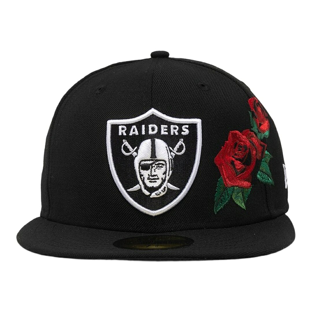 PRODUCT DETAILS New Era ラスベガス・レイダース Core Rose 59FIFTY フィッテッド キャップ ブラック/ローズ【商品仕様】・ ブランド：New Era・ チーム：ラスベガス・レイダース・ カラー：ブラック/ローズ・ モデル：59FIFTY・ 種別：フィッテッド【特徴】・ ニューエラの59FIFTYモデルを採用したフィッテッドキャップ・ フロントにチームロゴとローズ（薔薇）の刺繍デザインを配置・ 6パネルで構成されたハイプロファイルなクラウン・ フラットバイザー仕様・ NFL（ナショナル・フットボール・リーグ）公式ライセンスアイテム【サイズ展開】・7 / 7 1/8 / 7 1/4 / 7 3/8 / 7 1/2 / 7 5/8 / 7 3/4 / 7 7/8 / 8※海外正規品の並行輸入です。※モニターにより色味が異なって見える場合があります。 ■ 商品について 海外輸入品（説明書は英語表記の場合あり） ■ ご注意 ・掲載画像は実物に近い色味になるよう調整しておりますが、ご利用の環境により差異が生じる場合があります。・複数店舗で在庫を共有しているため、ご注文後に在庫切れとなる場合がございます。 ■ 納期について お届けの目安を必ずご確認ください。 海外正規ルート仕入れ品 海外ブランド ▼ 海外正規ブランド店 正規代理店 ▼ 当 店 ※本商品は並行輸入品です 製造元は正規品と同一のブランド・メーカーです。当店では海外正規ルートより仕入れた商品を取り扱っております。流通ルートが異なるのみで、商品自体に違いはございません。 ── 当店の商品について ── 正規品のみ取り扱い 海外正規店・正規代理店から商品を直接仕入れ、国内に輸入して販売しております。 日本未入荷・海外限定モデルも多数 日本未入荷・海外限定モデルも多数取り扱っております。サイズ・カラー違いや海外限定で販売された製品など、日本では手に入りにくいアイテムをお届けいたします。 お求めやすい価格の理由 海外市場での価格差や流通ルートの違いにより、国内販売価格よりお求めやすくなっております。品質はそのままに、よりお手頃な価格でお届けいたします。 安心保証 ご使用前に万が一、製品に不具合がございました場合は、交換または商品代金のご返金にて対応させていただきます。商品到着後5日以内にご連絡ください。 ご注意 海外からの輸入品となります。海外輸送のため、外箱に軽微なスレ等がある場合がございますが、商品本体には影響ございません。 ※在庫状況は仕入先の在庫情報をもとに出来る限り正確に表示しておりますが、取寄せ商品のため、タイミングによりご注文後に欠品・キャンセルとなる場合がございます。 お探しの商品がございましたら、お気軽にご相談ください。