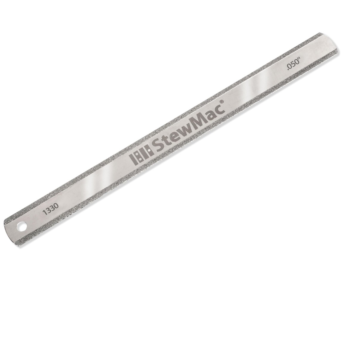 PRODUCT DETAILS StewMac ナットファイル ナット溝切り ギター ベース リペア工具 0.050インチ 1.27mm 1本 DiamondCut【商品仕様】・ ブランド：StewMac・ 型番：DiamondCut・ 品目：ナットファイル（ナット溝切りヤスリ）・ 用途：ナットおよびサドルの溝加工・ 対応楽器：ギター、ベース、アコースティック楽器全般・ サイズ：0.050インチ（約1.27mm）・ 本数：1本・ 材質：スチール（工業用ダイヤモンドコーティング）【特徴】・ 工業用ダイヤモンドをコーティングしたヤスリで、押し引き両方向での切削が可能です。・ 弦の形状に合わせた丸い底面と垂直な側面を同時に加工できる形状を採用しています。・ 牛骨、コリアン、ブラス、ジンクなど、多様なナット・サドル材の加工に対応します。・ 粒子が均一に配置されているため、加工時のブレを抑えてスムーズに溝を切り出すことができます。【ご注意】・ 米国仕様の製品です。インチ規格のサイズ・番手表記の場合があります。・ 工具の使用には楽器リペアの知識が必要です。作業による楽器の損傷について当店は責任を負いかねます。 ■ 商品について 海外輸入品（説明書は英語表記の場合あり） ■ ご注意 ・掲載画像は実物に近い色味になるよう調整しておりますが、ご利用の環境により差異が生じる場合があります。・複数店舗で在庫を共有しているため、ご注文後に在庫切れとなる場合がございます。 ■ 納期について お届けの目安を必ずご確認ください。 海外正規ルート仕入れ品 海外ブランド ▼ 海外正規ブランド店 正規代理店 ▼ 当 店 ※本商品は並行輸入品です 製造元は正規品と同一のブランド・メーカーです。当店では海外正規ルートより仕入れた商品を取り扱っております。流通ルートが異なるのみで、商品自体に違いはございません。 ── 当店の商品について ── 正規品のみ取り扱い 海外正規店・正規代理店から商品を直接仕入れ、国内に輸入して販売しております。 日本未入荷・海外限定モデルも多数 日本未入荷・海外限定モデルも多数取り扱っております。サイズ・カラー違いや海外限定で販売された製品など、日本では手に入りにくいアイテムをお届けいたします。 お求めやすい価格の理由 海外市場での価格差や流通ルートの違いにより、国内販売価格よりお求めやすくなっております。品質はそのままに、よりお手頃な価格でお届けいたします。 安心保証 ご使用前に万が一、製品に不具合がございました場合は、交換または商品代金のご返金にて対応させていただきます。商品到着後5日以内にご連絡ください。 ご注意 海外からの輸入品となります。海外輸送のため、外箱に軽微なスレ等がある場合がございますが、商品本体には影響ございません。 ※在庫状況は仕入先の在庫情報をもとに出来る限り正確に表示しておりますが、取寄せ商品のため、タイミングによりご注文後に欠品・キャンセルとなる場合がございます。 お探しの商品がございましたら、お気軽にご相談ください。