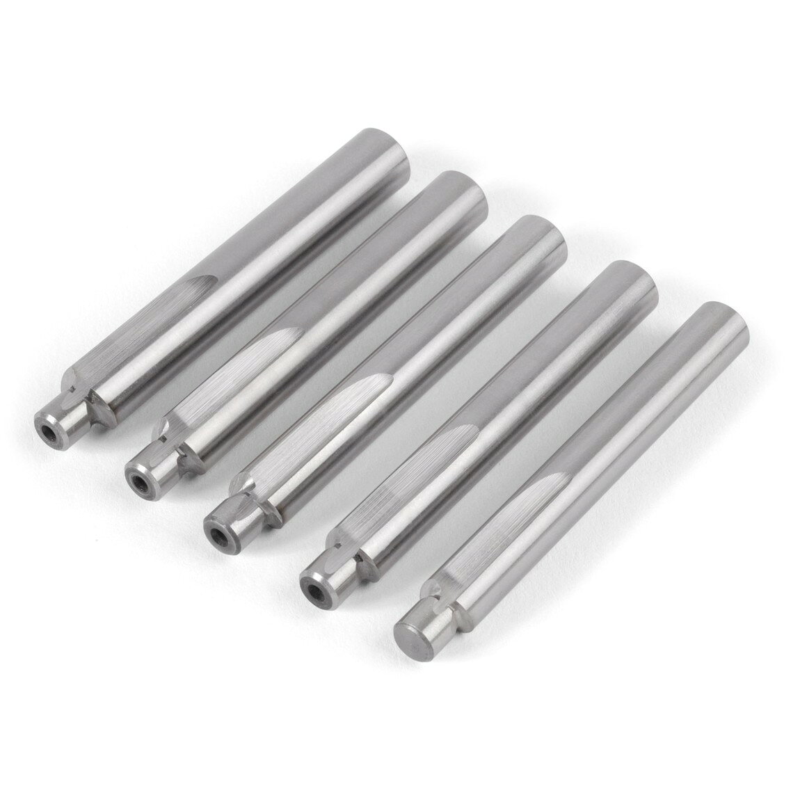 PRODUCT DETAILS StewMac ペグヘッド ブッシングリーマー ペグ穴拡張用 ギター ベース リペア工具 5本セット 7.37mm-9.98mm【商品仕様】・ ブランド：StewMac・ 品目：ペグヘッド・ブッシングリーマー 5本セット・ 用途：プレスフィット式ペグブッシングの取り付け用穴加工（カウンターボア加工）・ 対応楽器：ギター、ベース、マンドリン等・ 全長：約69.85mm (2-3/4")・ パイロット径：約6.35mm (1/4")・ 加工径：7.37mm (.290")、8.33mm (.328")、8.64mm (.340")、8.84mm (.348")、9.98mm (.393")・ 数量：5本セット【特徴】・ プレスフィット式（圧入式）のペグブッシングを正確に装着するための段付き穴加工専用リーマーです。・ ボール盤を使用し低速回転で加工することで、ヘッド表面の塗装チップや木材の割れを防ぎ、ブッシングを確実に固定できる精度の高い穴作りが可能です。・ Waverly製のギター・マンドリン用ブッシングに適合するサイズを含む、使用頻度の高い5種類のサイズがセットになっています。・ 適切なサイズを選択するため、作業前に必ずお手持ちのペグブッシングの外径を計測してください。【ご注意】・ 米国仕様の製品です。インチ規格のサイズ・番手表記の場合があります。・ 工具の使用には楽器リペアの知識が必要です。作業による楽器の損傷について当店は責任を負いかねます。 ■ 商品について 海外輸入品（説明書は英語表記の場合あり） ■ ご注意 ・掲載画像は実物に近い色味になるよう調整しておりますが、ご利用の環境により差異が生じる場合があります。・複数店舗で在庫を共有しているため、ご注文後に在庫切れとなる場合がございます。 ■ 納期について お届けの目安を必ずご確認ください。 海外正規ルート仕入れ品 海外ブランド ▼ 海外正規ブランド店 正規代理店 ▼ 当 店 ※本商品は並行輸入品です 製造元は正規品と同一のブランド・メーカーです。当店では海外正規ルートより仕入れた商品を取り扱っております。流通ルートが異なるのみで、商品自体に違いはございません。 ── 当店の商品について ── 正規品のみ取り扱い 海外正規店・正規代理店から商品を直接仕入れ、国内に輸入して販売しております。 日本未入荷・海外限定モデルも多数 日本未入荷・海外限定モデルも多数取り扱っております。サイズ・カラー違いや海外限定で販売された製品など、日本では手に入りにくいアイテムをお届けいたします。 お求めやすい価格の理由 海外市場での価格差や流通ルートの違いにより、国内販売価格よりお求めやすくなっております。品質はそのままに、よりお手頃な価格でお届けいたします。 安心保証 ご使用前に万が一、製品に不具合がございました場合は、交換または商品代金のご返金にて対応させていただきます。商品到着後5日以内にご連絡ください。 ご注意 海外からの輸入品となります。海外輸送のため、外箱に軽微なスレ等がある場合がございますが、商品本体には影響ございません。 ※在庫状況は仕入先の在庫情報をもとに出来る限り正確に表示しておりますが、取寄せ商品のため、タイミングによりご注文後に欠品・キャンセルとなる場合がございます。 お探しの商品がございましたら、お気軽にご相談ください。