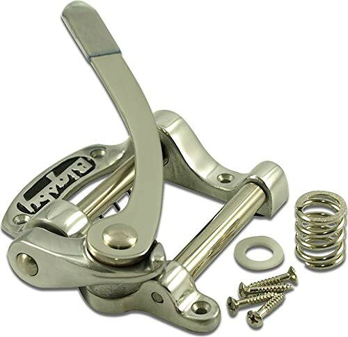 PRODUCT DETAILS Bigsby B5 ギター用 トレモロ テールピース ホースシュー SG レスポールスペシャル テレキャスター クローム【商品仕様】・ ブランド：Bigsby・ 型番：B5・ 品目：トレモロ テールピース・ 形状：ホースシュー・ 対応モデル：フラットトップ・ソリッドボディ・エレキギター（SG、レスポールスペシャル、テレキャスター、リッケンバッカー325等）・ カラー：クローム・ 付属品：ブリッジは付属しません【特徴】・ フラットトップのソリッドボディ・エレキギター専用に設計された米国製テールピースです。・ その形状から「ホースシュー（蹄鉄）」という愛称でも呼ばれています。・ Gibson、Fender、Rickenbackerなどの代表的なフラットトップモデルに適合します。【ご注意】・ 取り付けには加工・配線作業が必要な場合があります。お手持ちの楽器との適合（弦数・サイズ・取付穴位置）をご確認のうえご注文ください。・ アクティブタイプのピックアップは9V電池が必要です（電池は付属しない場合があります）。 ■ 商品について 海外輸入品（説明書は英語表記の場合あり） ■ ご注意 ・掲載画像は実物に近い色味になるよう調整しておりますが、ご利用の環境により差異が生じる場合があります。・複数店舗で在庫を共有しているため、ご注文後に在庫切れとなる場合がございます。 ■ 納期について お届けの目安を必ずご確認ください。 海外正規ルート仕入れ品 海外ブランド ▼ 海外正規ブランド店 正規代理店 ▼ 当 店 ※本商品は並行輸入品です 製造元は正規品と同一のブランド・メーカーです。当店では海外正規ルートより仕入れた商品を取り扱っております。流通ルートが異なるのみで、商品自体に違いはございません。 ── 当店の商品について ── 正規品のみ取り扱い 海外正規店・正規代理店から商品を直接仕入れ、国内に輸入して販売しております。 日本未入荷・海外限定モデルも多数 日本未入荷・海外限定モデルも多数取り扱っております。サイズ・カラー違いや海外限定で販売された製品など、日本では手に入りにくいアイテムをお届けいたします。 お求めやすい価格の理由 海外市場での価格差や流通ルートの違いにより、国内販売価格よりお求めやすくなっております。品質はそのままに、よりお手頃な価格でお届けいたします。 安心保証 ご使用前に万が一、製品に不具合がございました場合は、交換または商品代金のご返金にて対応させていただきます。商品到着後5日以内にご連絡ください。 ご注意 海外からの輸入品となります。海外輸送のため、外箱に軽微なスレ等がある場合がございますが、商品本体には影響ございません。 ※在庫状況は仕入先の在庫情報をもとに出来る限り正確に表示しておりますが、取寄せ商品のため、タイミングによりご注文後に欠品・キャンセルとなる場合がございます。 お探しの商品がございましたら、お気軽にご相談ください。