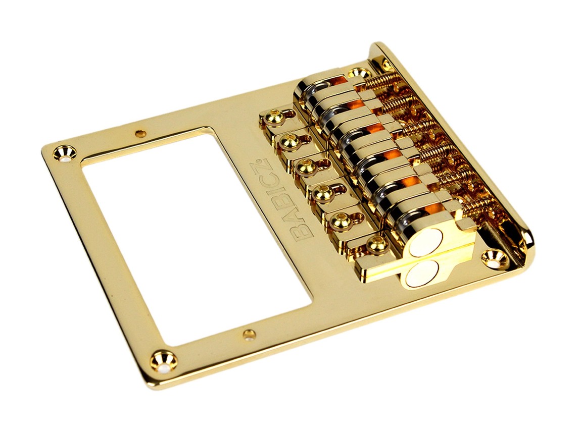 PRODUCT DETAILS Babicz FCHBFGTELEGD ギター用 ブリッジ ハムバッカー搭載用 テレキャスタータイプ トップロード/裏通し対応 ゴールド【商品仕様】・ ブランド：Babicz・ 型番：FCHBFGTELEGD・ 品目：ギター用ブリッジ・ 形状：ハムバッカー搭載用テレキャスタータイプ・ シリーズ：Original Series・ サドル技術：特許取得済eCAMサドルテクノロジー・ 弦通し方式：トップロード（ブリッジ後方）およびボディ裏通しの両方に対応・ カラー：ゴールド・ 付属品：マウントネジ、1.5mm調整用レンチ、説明書【特徴】・ 特許取得済みのeCAMサドル技術により、サドルとボディの接触面積を増やし、弦振動を効率的にボディへ伝えます。・ 各弦の独立した弦高調整が可能で、安定性に優れたダブルロッキング機構を採用したオリジナルシリーズのデザインです。・ 弦の張り方は、ブリッジ後方からのトップロード方式とボディ裏通し方式のどちらでも使用可能です。【ご注意】・ 取り付けには加工・配線作業が必要な場合があります。お手持ちの楽器との適合（弦数・サイズ・取付穴位置）をご確認のうえご注文ください。・ アクティブタイプのピックアップは9V電池が必要です（電池は付属しない場合があります）。 ■ 商品について 海外輸入品（説明書は英語表記の場合あり） ■ ご注意 ・掲載画像は実物に近い色味になるよう調整しておりますが、ご利用の環境により差異が生じる場合があります。・複数店舗で在庫を共有しているため、ご注文後に在庫切れとなる場合がございます。 ■ 納期について お届けの目安を必ずご確認ください。 海外正規ルート仕入れ品 海外ブランド ▼ 海外正規ブランド店 正規代理店 ▼ 当 店 ※本商品は並行輸入品です 製造元は正規品と同一のブランド・メーカーです。当店では海外正規ルートより仕入れた商品を取り扱っております。流通ルートが異なるのみで、商品自体に違いはございません。 ── 当店の商品について ── 正規品のみ取り扱い 海外正規店・正規代理店から商品を直接仕入れ、国内に輸入して販売しております。 日本未入荷・海外限定モデルも多数 日本未入荷・海外限定モデルも多数取り扱っております。サイズ・カラー違いや海外限定で販売された製品など、日本では手に入りにくいアイテムをお届けいたします。 お求めやすい価格の理由 海外市場での価格差や流通ルートの違いにより、国内販売価格よりお求めやすくなっております。品質はそのままに、よりお手頃な価格でお届けいたします。 安心保証 ご使用前に万が一、製品に不具合がございました場合は、交換または商品代金のご返金にて対応させていただきます。商品到着後5日以内にご連絡ください。 ご注意 海外からの輸入品となります。海外輸送のため、外箱に軽微なスレ等がある場合がございますが、商品本体には影響ございません。 ※在庫状況は仕入先の在庫情報をもとに出来る限り正確に表示しておりますが、取寄せ商品のため、タイミングによりご注文後に欠品・キャンセルとなる場合がございます。 お探しの商品がございましたら、お気軽にご相談ください。