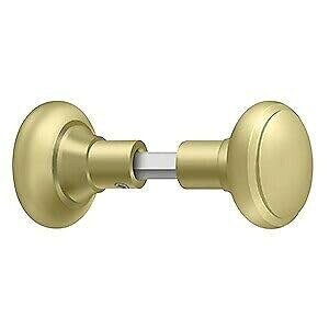 PRODUCT DETAILS DKELTE SDML334/KKU3 ギター用 ノブセット Deltana SDML334用 ポリッシュドブラス【商品仕様】・ ブランド：DKELTE・ 型番：SDML334/KKU3・ 品目：ギター用ノブセット・ 対応モデル：Deltana SDML334・ カラー：ポリッシュドブラス【特徴】・ Deltana SDML334に対応した交換用のアクセサリーノブセットです。・ 鮮やかな光沢を放つポリッシュドブラス仕上げを採用しています。【ご注意】・ 取り付けには加工・配線作業が必要な場合があります。お手持ちの楽器との適合（弦数・サイズ・取付穴位置）をご確認のうえご注文ください。・ アクティブタイプのピックアップは9V電池が必要です（電池は付属しない場合があります）。 ■ 商品について 海外輸入品（説明書は英語表記の場合あり） ■ ご注意 ・掲載画像は実物に近い色味になるよう調整しておりますが、ご利用の環境により差異が生じる場合があります。・複数店舗で在庫を共有しているため、ご注文後に在庫切れとなる場合がございます。 ■ 納期について お届けの目安を必ずご確認ください。 海外正規ルート仕入れ品 海外ブランド ▼ 海外正規ブランド店 正規代理店 ▼ 当 店 ※本商品は並行輸入品です 製造元は正規品と同一のブランド・メーカーです。当店では海外正規ルートより仕入れた商品を取り扱っております。流通ルートが異なるのみで、商品自体に違いはございません。 ── 当店の商品について ── 正規品のみ取り扱い 海外正規店・正規代理店から商品を直接仕入れ、国内に輸入して販売しております。 日本未入荷・海外限定モデルも多数 日本未入荷・海外限定モデルも多数取り扱っております。サイズ・カラー違いや海外限定で販売された製品など、日本では手に入りにくいアイテムをお届けいたします。 お求めやすい価格の理由 海外市場での価格差や流通ルートの違いにより、国内販売価格よりお求めやすくなっております。品質はそのままに、よりお手頃な価格でお届けいたします。 安心保証 ご使用前に万が一、製品に不具合がございました場合は、交換または商品代金のご返金にて対応させていただきます。商品到着後5日以内にご連絡ください。 ご注意 海外からの輸入品となります。海外輸送のため、外箱に軽微なスレ等がある場合がございますが、商品本体には影響ございません。 ※在庫状況は仕入先の在庫情報をもとに出来る限り正確に表示しておりますが、取寄せ商品のため、タイミングによりご注文後に欠品・キャンセルとなる場合がございます。 お探しの商品がございましたら、お気軽にご相談ください。