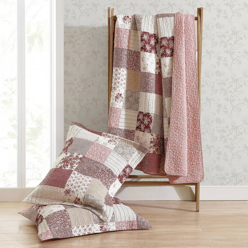 Laura Ashleyローラアシュレイ フル/クイーン キルトセット リバーシブルコットン寝具 シャム付き パッチワークインスパイアードホームデコ (セリーナ パッチワーク レッド, フル/クイーン)