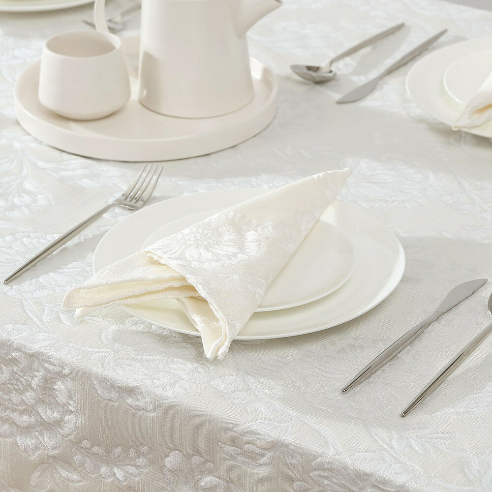 Laura Ashley Annaleigh �ơ��֥륯���� ���㥫�������� ��󥯥����� 60 x 84 �����ܥ꡼