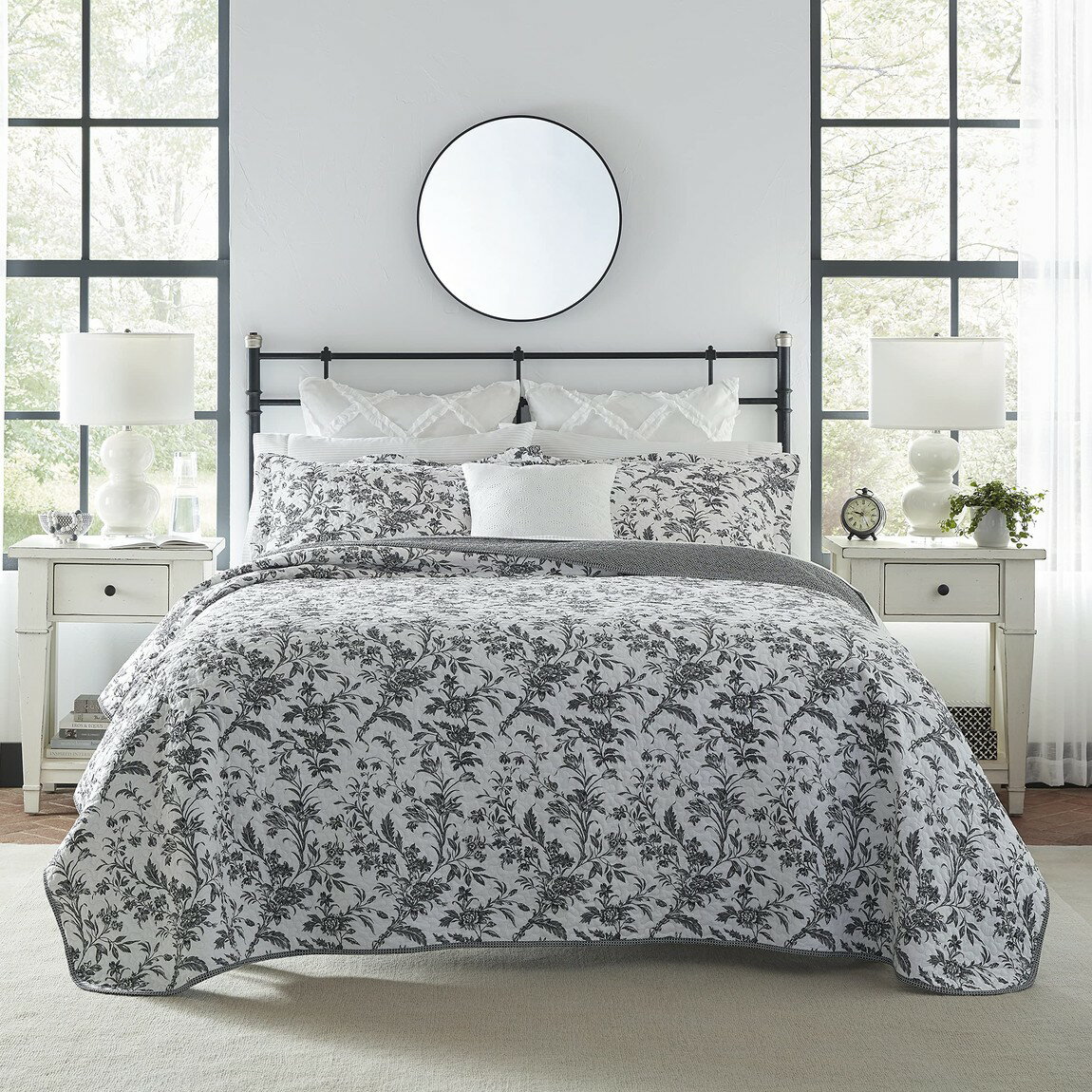 Rakuten - Laura Ashley キルト 3点セット フローラル柄 リバーシブル ベッドカバー ピローケース付