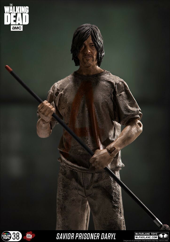 PRODUCT DETAILS マクファーレン トイズ ウォーキング・デッド セイヴィア・プリズナー ダリル 7インチ アクションフィギュア / McFarlane Toys The Walking Dead TV Savior Prisoner Daryl Collectible Action Figure【商品仕様】・ アイテム種別：アクションフィギュア・ サイズ：全高 約18cm（7インチ）・ 付属品：モップ、専用ディスプレイベース・ パッケージ：ウィンドウボックス【特徴】・ 俳優ノーマン・リーダス氏の画像を基に、キャラクターの表情や造形を再現しています。・ ドラマ『ウォーキング・デッド』シーズン7にて、ダリルが救世主の捕虜となった際の衣装を着用した姿を立体化しています。・ 全身15箇所の可動ポイントにより、劇中のポージングが可能です。・ 劇中に登場するモップのアクセサリーパーツが付属します。・ ウォーキング・デッドの作品ロゴがデザインされた専用のディスプレイベースが同梱されています。 ■ 商品について 海外輸入品（説明書は英語表記の場合あり） ■ ご注意 ・掲載画像は実物に近い色味になるよう調整しておりますが、ご利用の環境により差異が生じる場合があります。・複数店舗で在庫を共有しているため、ご注文後に在庫切れとなる場合がございます。 ■ 納期について お届けの目安を必ずご確認ください。 海外正規ルート仕入れ品 海外ブランド ▼ 海外正規ブランド店 正規代理店 ▼ 当 店 ※本商品は並行輸入品です 製造元は正規品と同一のブランド・メーカーです。当店では海外正規ルートより仕入れた商品を取り扱っております。流通ルートが異なるのみで、商品自体に違いはございません。 ── 当店の商品について ── 正規品のみ取り扱い 海外正規店・正規代理店から商品を直接仕入れ、国内に輸入して販売しております。 日本未入荷・海外限定モデルも多数 日本未入荷・海外限定モデルも多数取り扱っております。サイズ・カラー違いや海外限定で販売された製品など、日本では手に入りにくいアイテムをお届けいたします。 お求めやすい価格の理由 海外市場での価格差や流通ルートの違いにより、国内販売価格よりお求めやすくなっております。品質はそのままに、よりお手頃な価格でお届けいたします。 安心保証 ご使用前に万が一、製品に不具合がございました場合は、交換または商品代金のご返金にて対応させていただきます。商品到着後5日以内にご連絡ください。 ご注意 海外からの輸入品となります。海外輸送のため、外箱に軽微なスレ等がある場合がございますが、商品本体には影響ございません。 ※在庫状況は仕入先の在庫情報をもとに出来る限り正確に表示しておりますが、取寄せ商品のため、タイミングによりご注文後に欠品・キャンセルとなる場合がございます。 お探しの商品がございましたら、お気軽にご相談ください。