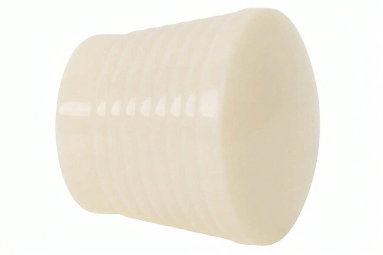 PRODUCT DETAILS ポルシェ 356 Pre-A 用 ライトボタン (Light button)【商品情報】・部品名：ライトボタン (Light button / Bouton de lumiere)・対応車種：356 Pre-A・仕様：重量 0.004kg、高品質インテリアボタン・内装用の高品質なライトスイッチボタンです。【ご注意】・海外からの取り寄せ商品です・適合は車台番号や年式で必ずご確認ください・取り付けは専門店での作業を推奨します ■ 商品について 海外輸入品（説明書は英語表記の場合あり） ■ ご注意 ・掲載画像は実物に近い色味になるよう調整しておりますが、ご利用の環境により差異が生じる場合があります。・複数店舗で在庫を共有しているため、ご注文後に在庫切れとなる場合がございます。 ■ 納期について お届けの目安を必ずご確認ください。 海外正規ルート仕入れ品 海外ブランド ▼ 海外正規ブランド店 正規代理店 ▼ 当 店 ※本商品は並行輸入品です 製造元は正規品と同一のブランド・メーカーです。当店では海外正規ルートより仕入れた商品を取り扱っております。流通ルートが異なるのみで、商品自体に違いはございません。 ── 当店の商品について ── 正規品のみ取り扱い 海外正規店・正規代理店から商品を直接仕入れ、国内に輸入して販売しております。 日本未入荷・海外限定モデルも多数 日本未入荷・海外限定モデルも多数取り扱っております。サイズ・カラー違いや海外限定で販売された製品など、日本では手に入りにくいアイテムをお届けいたします。 お求めやすい価格の理由 海外市場での価格差や流通ルートの違いにより、国内販売価格よりお求めやすくなっております。品質はそのままに、よりお手頃な価格でお届けいたします。 安心保証 ご使用前に万が一、製品に不具合がございました場合は、交換または商品代金のご返金にて対応させていただきます。商品到着後5日以内にご連絡ください。 ご注意 海外からの輸入品となります。海外輸送のため、外箱に軽微なスレ等がある場合がございますが、商品本体には影響ございません。 ※在庫状況は仕入先の在庫情報をもとに出来る限り正確に表示しておりますが、取寄せ商品のため、タイミングによりご注文後に欠品・キャンセルとなる場合がございます。 お探しの商品がございましたら、お気軽にご相談ください。