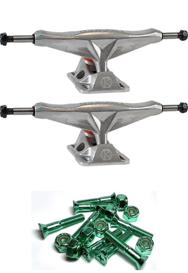 PRODUCT DETAILS Grind King Locker Raw Silver スケートボード トラック 5.8 Hanger 8.5 Axle 1インチ ハードウェア セット【商品仕様】・ 種別：スケートボード用トラック・ ハンガー幅：5.8インチ（約14.7cm）・ アクスル幅：8.5インチ（約21.6cm）・ カラー：Raw Silver（シルバー）・ 付属品：1インチ ハードウェア（ボルト・ナット / グリーン）・ 内容量：トラック2点（前後セット）【特徴】・ グラインド時の安定性とスムーズな動きを考慮した形状のトラックです。・ アクスル幅8.5インチで、8.25インチから8.75インチ程度のデッキ幅に適したサイズです。・ 鮮やかなグリーンの1インチハードウェアが付属しており、デッキへの取り付けが可能です。・ ストリートからパークライディングまで、幅広いスケートスタイルに対応する設計です。【ご注意】・ 海外並行輸入品のため、付属の説明書がある場合は英語表記となります。 ■ 商品について 海外輸入品（説明書は英語表記の場合あり） ■ ご注意 ・掲載画像は実物に近い色味になるよう調整しておりますが、ご利用の環境により差異が生じる場合があります。・複数店舗で在庫を共有しているため、ご注文後に在庫切れとなる場合がございます。 ■ 納期について お届けの目安を必ずご確認ください。 海外正規ルート仕入れ品 海外ブランド ▼ 海外正規ブランド店 正規代理店 ▼ 当 店 ※本商品は並行輸入品です 製造元は正規品と同一のブランド・メーカーです。当店では海外正規ルートより仕入れた商品を取り扱っております。流通ルートが異なるのみで、商品自体に違いはございません。 ── 当店の商品について ── 正規品のみ取り扱い 海外正規店・正規代理店から商品を直接仕入れ、国内に輸入して販売しております。 日本未入荷・海外限定モデルも多数 日本未入荷・海外限定モデルも多数取り扱っております。サイズ・カラー違いや海外限定で販売された製品など、日本では手に入りにくいアイテムをお届けいたします。 お求めやすい価格の理由 海外市場での価格差や流通ルートの違いにより、国内販売価格よりお求めやすくなっております。品質はそのままに、よりお手頃な価格でお届けいたします。 安心保証 ご使用前に万が一、製品に不具合がございました場合は、交換または商品代金のご返金にて対応させていただきます。商品到着後5日以内にご連絡ください。 ご注意 海外からの輸入品となります。海外輸送のため、外箱に軽微なスレ等がある場合がございますが、商品本体には影響ございません。 ※在庫状況は仕入先の在庫情報をもとに出来る限り正確に表示しておりますが、取寄せ商品のため、タイミングによりご注文後に欠品・キャンセルとなる場合がございます。 お探しの商品がございましたら、お気軽にご相談ください。