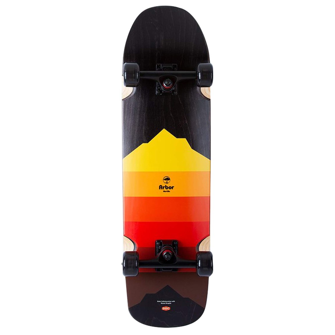 PRODUCT DETAILS Arbor Artist Martillo 32.375インチ スケートボード ロングボード コンプリート 完成品【商品仕様】・ ブランド：Arbor・ モデル：Artist Martillo・ 種別：ロングボード / クルーザー コンプリート（完成品）・ 全長：32.375インチ（約82.23cm）・ ウィール：Shakedown 58mm・ シリーズ：Shakedown Series【特徴】・ ストリートライディングとクルージングの要素を掛け合わせたハイブリッドな形状です。・ 58mmのShakedownウィールを装備し、スムーズな走行性能を備えています。・ アーティストによるグラフィックが特徴のArtistコレクションモデルです。・ 街乗りからテクニカルなライディングまで幅広く対応する設計です。【ご注意】・ 海外並行輸入品のため、付属の説明書がある場合は英語表記となります。 ■ 商品について 海外輸入品（説明書は英語表記の場合あり） ■ ご注意 ・掲載画像は実物に近い色味になるよう調整しておりますが、ご利用の環境により差異が生じる場合があります。・複数店舗で在庫を共有しているため、ご注文後に在庫切れとなる場合がございます。 ■ 納期について お届けの目安を必ずご確認ください。 海外正規ルート仕入れ品 海外ブランド ▼ 海外正規ブランド店 正規代理店 ▼ 当 店 ※本商品は並行輸入品です 製造元は正規品と同一のブランド・メーカーです。当店では海外正規ルートより仕入れた商品を取り扱っております。流通ルートが異なるのみで、商品自体に違いはございません。 ── 当店の商品について ── 正規品のみ取り扱い 海外正規店・正規代理店から商品を直接仕入れ、国内に輸入して販売しております。 日本未入荷・海外限定モデルも多数 日本未入荷・海外限定モデルも多数取り扱っております。サイズ・カラー違いや海外限定で販売された製品など、日本では手に入りにくいアイテムをお届けいたします。 お求めやすい価格の理由 海外市場での価格差や流通ルートの違いにより、国内販売価格よりお求めやすくなっております。品質はそのままに、よりお手頃な価格でお届けいたします。 安心保証 ご使用前に万が一、製品に不具合がございました場合は、交換または商品代金のご返金にて対応させていただきます。商品到着後5日以内にご連絡ください。 ご注意 海外からの輸入品となります。海外輸送のため、外箱に軽微なスレ等がある場合がございますが、商品本体には影響ございません。 ※在庫状況は仕入先の在庫情報をもとに出来る限り正確に表示しておりますが、取寄せ商品のため、タイミングによりご注文後に欠品・キャンセルとなる場合がございます。 お探しの商品がございましたら、お気軽にご相談ください。