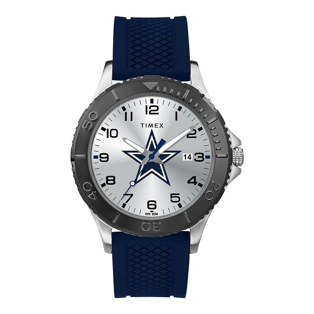 PRODUCT DETAILS タイメックス NFL Gamer Dallas Cowboys メンズ ブルー シリコンバンド シルバートーン 42mm【商品仕様】・ ムーブメント：クォーツ・ ケース径：42mm・ ケース素材：真鍮（ブラス）・ 文字盤色：シルバー・ バンド素材：シリコン・ バンド色：ブルー・ 防水：50m防水・ 機能：日付表示、蓄光針、ミネラルガラス風防【特徴】・ NFLのダラス・カウボーイズの公式チームロゴを文字盤に配したGamerコレクションです。・ 視認性に優れたフルアラビア数字のインデックスと、3時位置に日付窓を採用しています。・ 耐久性のある42mmのシルバートーンケースに、スポーティーなブラックのトップリングを備えています。・ 装着感の良い20mm幅のシリコン製ストラップは、手首に合わせて調整が可能です。・ 日常生活に適した50m防水機能を備え、スポーツ観戦やデイリーユースに最適です。 ■ 商品について 海外輸入品（説明書は英語表記の場合あり） ■ ご注意 ・掲載画像は実物に近い色味になるよう調整しておりますが、ご利用の環境により差異が生じる場合があります。・複数店舗で在庫を共有しているため、ご注文後に在庫切れとなる場合がございます。 ■ 納期について お届けの目安を必ずご確認ください。 海外正規ルート仕入れ品 海外ブランド ▼ 海外正規ブランド店 正規代理店 ▼ 当 店 ※本商品は並行輸入品です 製造元は正規品と同一のブランド・メーカーです。当店では海外正規ルートより仕入れた商品を取り扱っております。流通ルートが異なるのみで、商品自体に違いはございません。 ── 当店の商品について ── 正規品のみ取り扱い 海外正規店・正規代理店から商品を直接仕入れ、国内に輸入して販売しております。 日本未入荷・海外限定モデルも多数 日本未入荷・海外限定モデルも多数取り扱っております。サイズ・カラー違いや海外限定で販売された製品など、日本では手に入りにくいアイテムをお届けいたします。 お求めやすい価格の理由 海外市場での価格差や流通ルートの違いにより、国内販売価格よりお求めやすくなっております。品質はそのままに、よりお手頃な価格でお届けいたします。 安心保証 ご使用前に万が一、製品に不具合がございました場合は、交換または商品代金のご返金にて対応させていただきます。商品到着後5日以内にご連絡ください。 ご注意 海外からの輸入品となります。海外輸送のため、外箱に軽微なスレ等がある場合がございますが、商品本体には影響ございません。 ※在庫状況は仕入先の在庫情報をもとに出来る限り正確に表示しておりますが、取寄せ商品のため、タイミングによりご注文後に欠品・キャンセルとなる場合がございます。 お探しの商品がございましたら、お気軽にご相談ください。