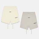 FOG ESSENTIALS フィアオブゴッド エッセンシャルズ リフレクター ロゴ スウェットショーツ REFLECTOR LOGO SWEAT SHORTS (CREAM & TAN) メンズ ブランド ストリート ストリート系 デザイン おしゃれ コーデ 最新 正規品