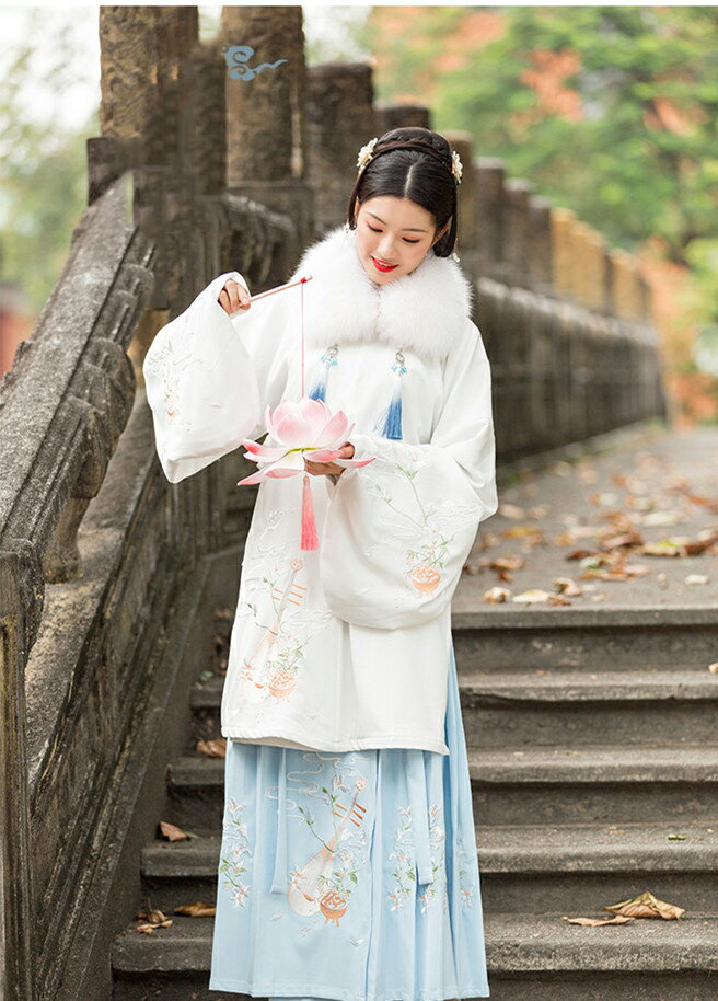 ハロウィン コスプレ　中華服　唐装漢服　漢服　コスプレ　中国古代衣装　漢服仙女唐装漢服 漢服仙女 中国古風　中華服　漢服　チャイナ服　チャイナドレス　ワンピース　コスプレ　中国古代衣装　女性　ロングドレス　おしゃれ　ステージ　撮影　舞台衣装