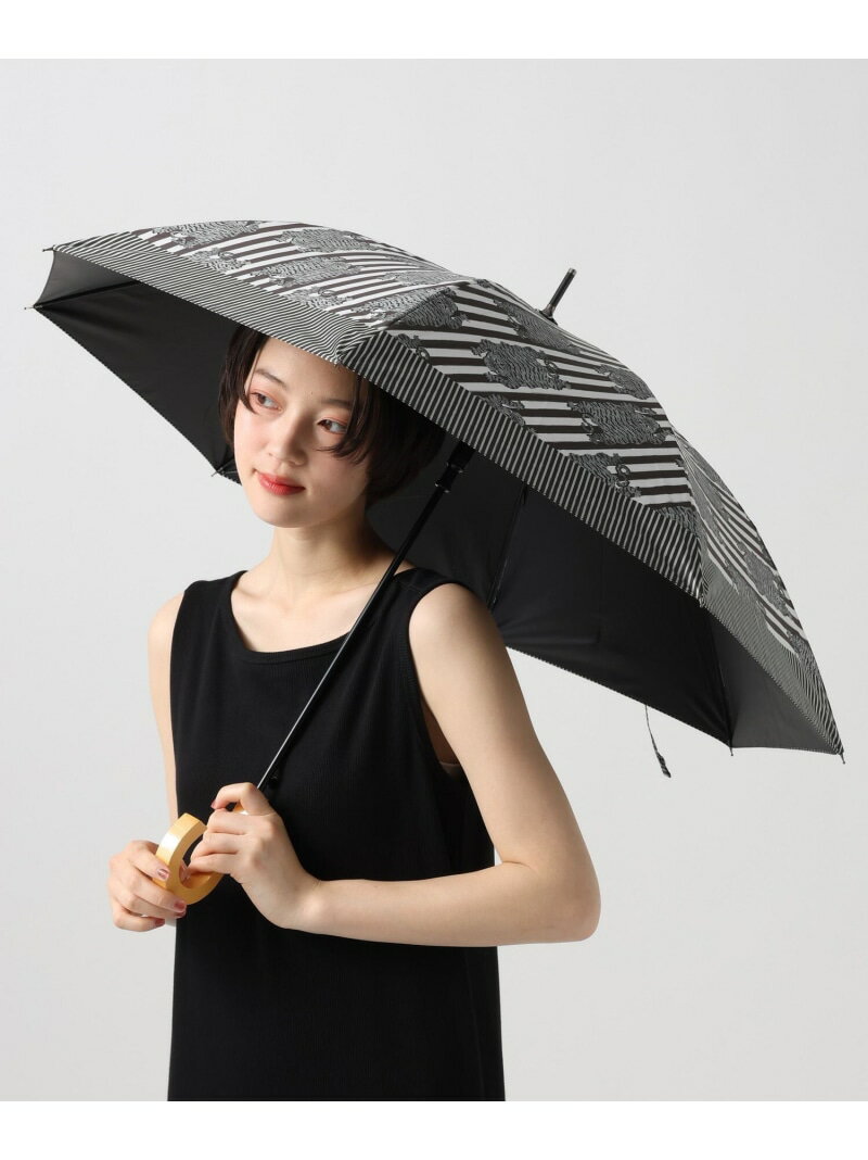【予約商品について】 ※「先行予約販売中」「予約販売中」をご注文の際は予約商品についてをご確認ください。■重要なお知らせ※ 当店では、ギフト配送サービス及びラッピングサービスを行っておりません。ラッピング・ギフト配送について同時に複数の商品を注文された場合メーカー希望小売価格について置き配についてご利用ガイドBAYFLOW（ベイフロー）【ASANTE SANA26】晴雨兼用傘50cmーーー表面に柄をプリントした晴雨兼用傘。遮光率90％以上で裏面はブラックコーティングのUVカット加工付き。片手で開けるワンタッチ式なのも嬉しいポイント。ーーー【ASANTE SANA】ASANTE SANA(アサンテサーナ)＝スワヒリ語で『ありがとう』の意味。普段使いから感謝を伝えるギフトまで様々なシーンで彩りを与えてくれます。型番：647964-19-00 RT9379【採寸】ONESIZE(00)全長68 直径87 持ち手12.5 親骨の長さ50商品のサイズについて【商品詳細】素材：かさ布:ポリエステル100%親骨:グラスファイバー中棒:スチールハンドル:合成木サイズ：ONESIZE※画面上と実物では多少色具合が異なって見える場合もございます。ご了承ください。商品のカラーについて