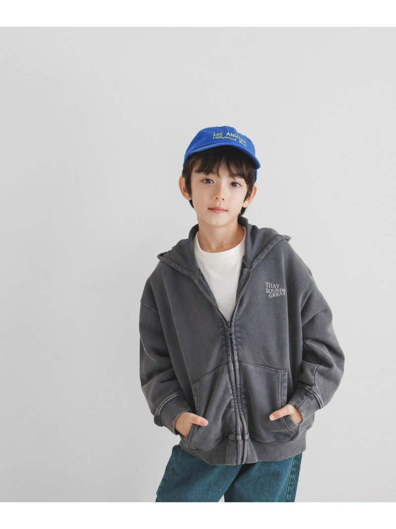 【予約商品について】 ※「先行予約販売中」「予約販売中」をご注文の際は予約商品についてをご確認ください。■重要なお知らせ※ 当店では、ギフト配送サービス及びラッピングサービスを行っておりません。ラッピング・ギフト配送について同時に複数の商品を注文された場合メーカー希望小売価格について置き配についてご利用ガイドBAYFLOW（ベイフロー）[USED感が魅力♪]SNOWフルジップパーカー(KIDS)日焼けしたようなフェード感が大人顔負けーーー★おすすめポイント★[1]古着のようなフェード感が本格的なフルジップパーカー♪ [2]ルーズなシルエットでユニセックスに着られるデザイン♪[3]羽織りとして使いやすいしっかりした厚みのコットン100%♪ーーー[fabric]ドライタッチでしっかりしたコットン素材。古着のような雰囲気◎製品染めのフェード感が本格的です！[design]ルーズなシルエットで、リラックスしたフィット感。古着のような加工を施して、フェードがかかったようなカラーに胸のワンポイント刺繍がポイント◎[styling]1枚羽織るだけで今っぽいストリートな雰囲気になるジップパーカー◎　デニムパンツやツイルパンツ、スカートと合わせて冬のカジュアルストリートなコーディネートがおすすめ♪型番：646177-18-41 RD4474【採寸】110(100-110cm)(41)着丈46 肩幅42 胸囲90 袖丈31 天幅15130(120-130cm)(43)着丈52 肩幅46 胸囲98 袖丈39 天幅16150(140-150cm)(45)着丈60 肩幅50 胸囲108 袖丈47 天幅17.5商品のサイズについて【商品詳細】CHINA素材：本体:綿100% リブ:綿95% ポリウレタン5%サイズ：110(100-110cm)、130(120-130cm)、150(140-150cm)洗濯機洗い可（ネット使用）※画面上と実物では多少色具合が異なって見える場合もございます。ご了承ください。商品のカラーについてこの商品はセール商品のため返品・交換対象外です詳細はこちら >>