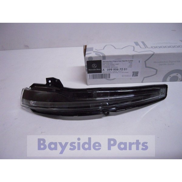 メルセデスベンツ W205 W217 W222 W253 W447 W167 W463 等 ドアミラーウィンカー 右 純正新品 0999067201