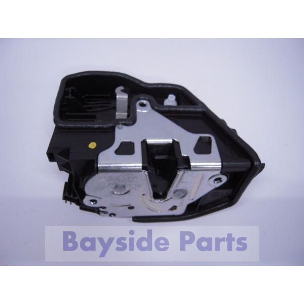BMW フロント ドアロック アクチュエーター 右 F20 F21 F30 F10 E90 E91 E82 E65 E66 F01 F02 等 51217202146 純正