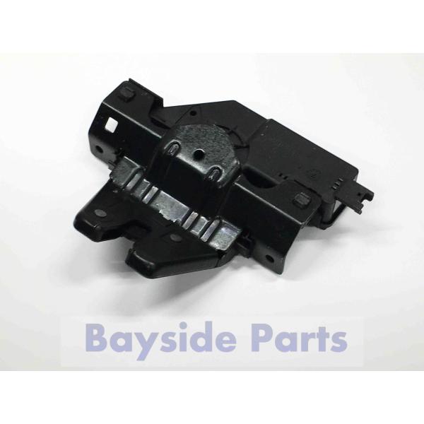 BMW E81 E46 E60 E63 E85トランクリッドロック ドアラッチロックアクチュエーター 51247840617 純正