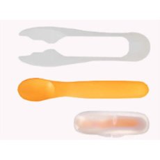 ベビーレーベル ヌードルカッター&スプーン LA(1セット) 【正規品】【k】【ご注文後発送までに1週間前後頂戴する場合がございます】