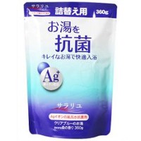 サラリユ 詰替え用 商品説明 『サラリユ 詰替え用』 ◆Agイオンが雑菌の繁殖を防ぎキレイなお湯が持続する！！ お風呂のお湯は一人でも入浴すれば雑菌が発生し、24時間後には約1000倍にもなり、お湯のニオイやヌメリの原因となります。 ◆雑菌の繁殖を抑制するので、衛生的なお湯で気持ちよく入浴することができます。 ◆沸かしなおしの際のお湯のニオイやヌメリを抑制します。 ◆清潔な残り湯で洗濯できます。 ◆浴槽のヌメリを抑制するので、浴槽掃除が楽になります。 ◆食品や化粧品などに幅広く使用されている銀は、お肌にやさしい成分です。 ◆クリアブルーのお湯 ◆ほのかな森の香り サラリユ 詰替え用　詳細 原材料など 商品名 サラリユ 詰替え用 内容量 360g 販売者 丹平製薬 ボトルへの詰め替え方 (1)キャップを開ける サラリユ本体のキャップをはずし、ボトルを平らな所に置いてください。 (2)パックを切る パック上部の切れ目から線に沿って切ってください。 (3)容器に入れる パックを斜めに持ち、こぼれないようにゆっくりとパックの中身を入れて下さい。 (4)詰め替え後 湿気が入らないようにしっかりキャップを閉めて下さい。 ※サラリユ以外の容器に詰め替えないでください。 規格概要 液性・・・中性 成分・・・硫酸塩、銀化合物、香料、色素 使用量の目安・・・お湯200Lに対して約30g ご使用上の注意 ・用途以外に使用しないでください。 ・子供の手の届く所に置かないでください。 ・残り湯は洗濯に使用できますが、すすぎは清水で行って下さい。ただし、次の場合は使用しないでください。 (1)柔軟仕上げ剤との併用 (2)おろしたての衣料、大切な衣料などへの洗濯 (3)つけおき ・キャップの水気をよく切りきちんと閉め、高温・多湿を避け、直射日光の当たらないところに保管してください。 ・本品と他の入浴剤の併用はお避け下さい。 ・木製・天然大理石の浴槽への使用はお避け下さい。 ・本品は食べ物ではありません。 ・本品の使用後は湯船のふたを閉めておいてください。長時間の湯に光が当たりますと、稀に銀が黒く付着する場合があります。 ・皮膚に発疹、かゆみなどが現れた場合、使用を中止し、医師または薬剤師に相談してください。 ・目に入った時は、こすらずすぐに流水で洗い流してください。 ・飲み込んだ時は、水や牛乳を飲ませるなどの処置を行って下さい。 広告文責 株式会社プログレシブクルー072-265-0007 区分 日用品サラリユ 詰替え用　360g　×30個セット　1ケース分