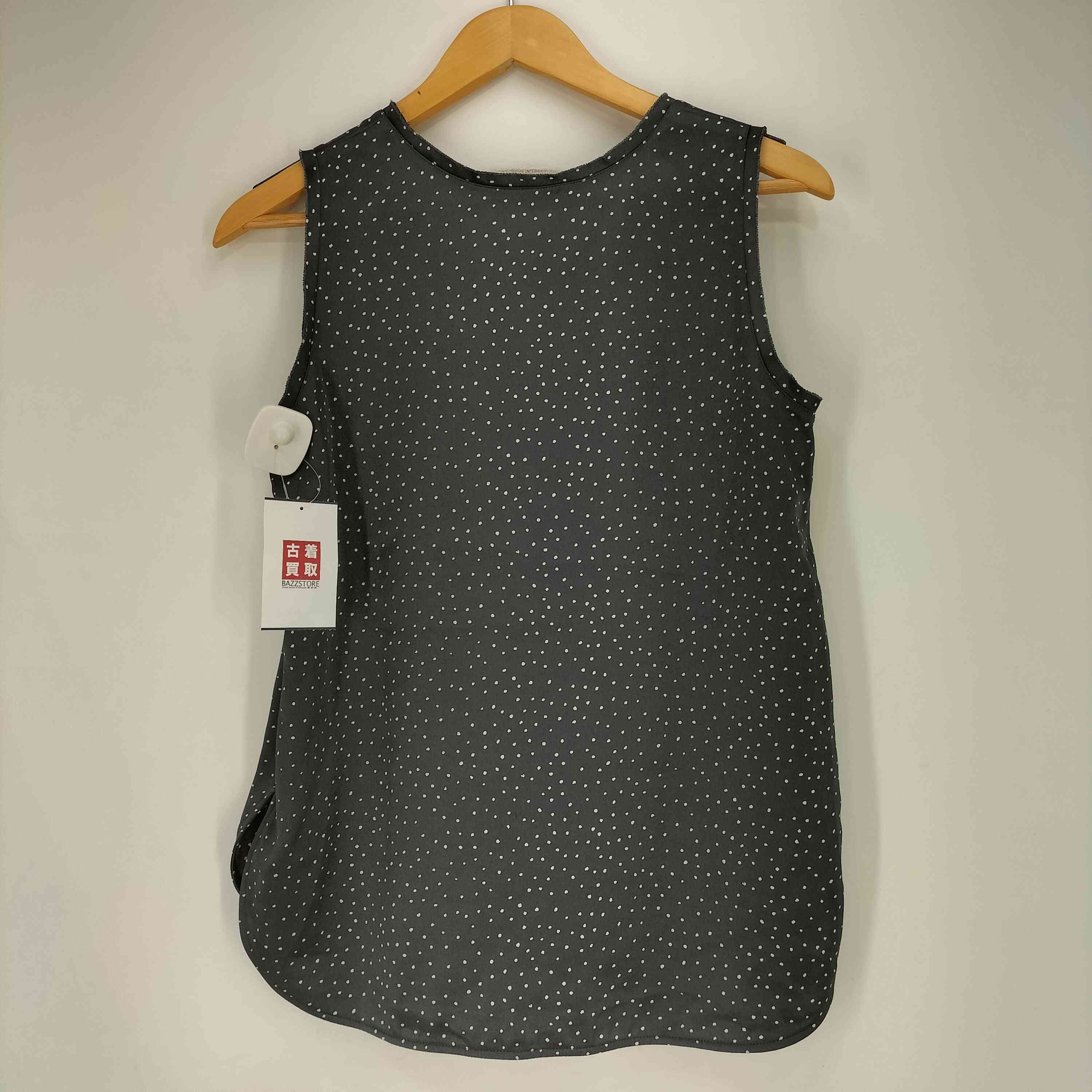 【中古】ミラオーウェン Mila Owen カットオフサテンタンクトップ レディース JPN：1 bazzstore-12236233 BAZZSTORE ブランド古着バズストア サンプル画像2