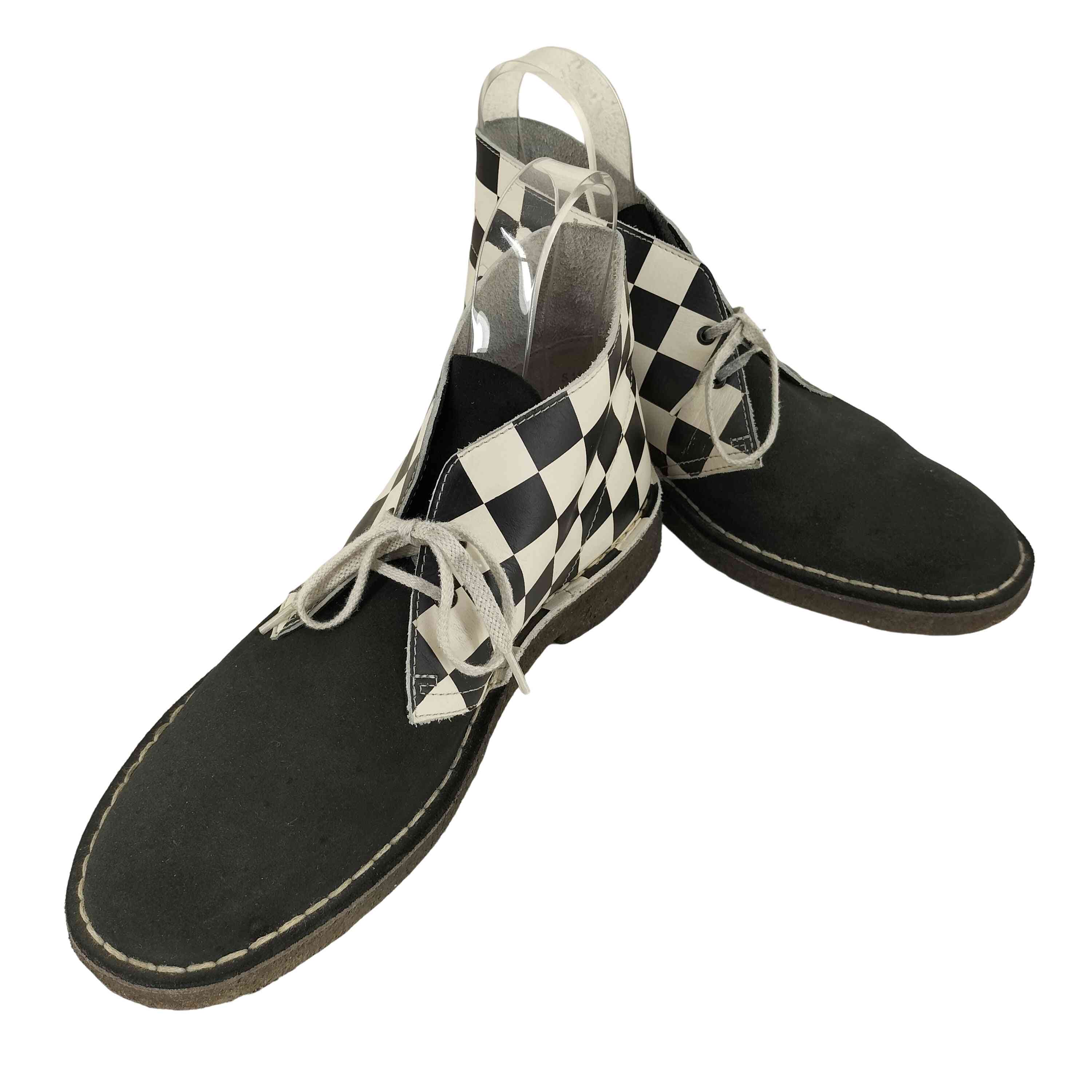 【中古】クラークスオリジナルズ Clarks ORIGINALS DESERT BOOT チェッカーフラッグ デザートブーツ メンズ US:9