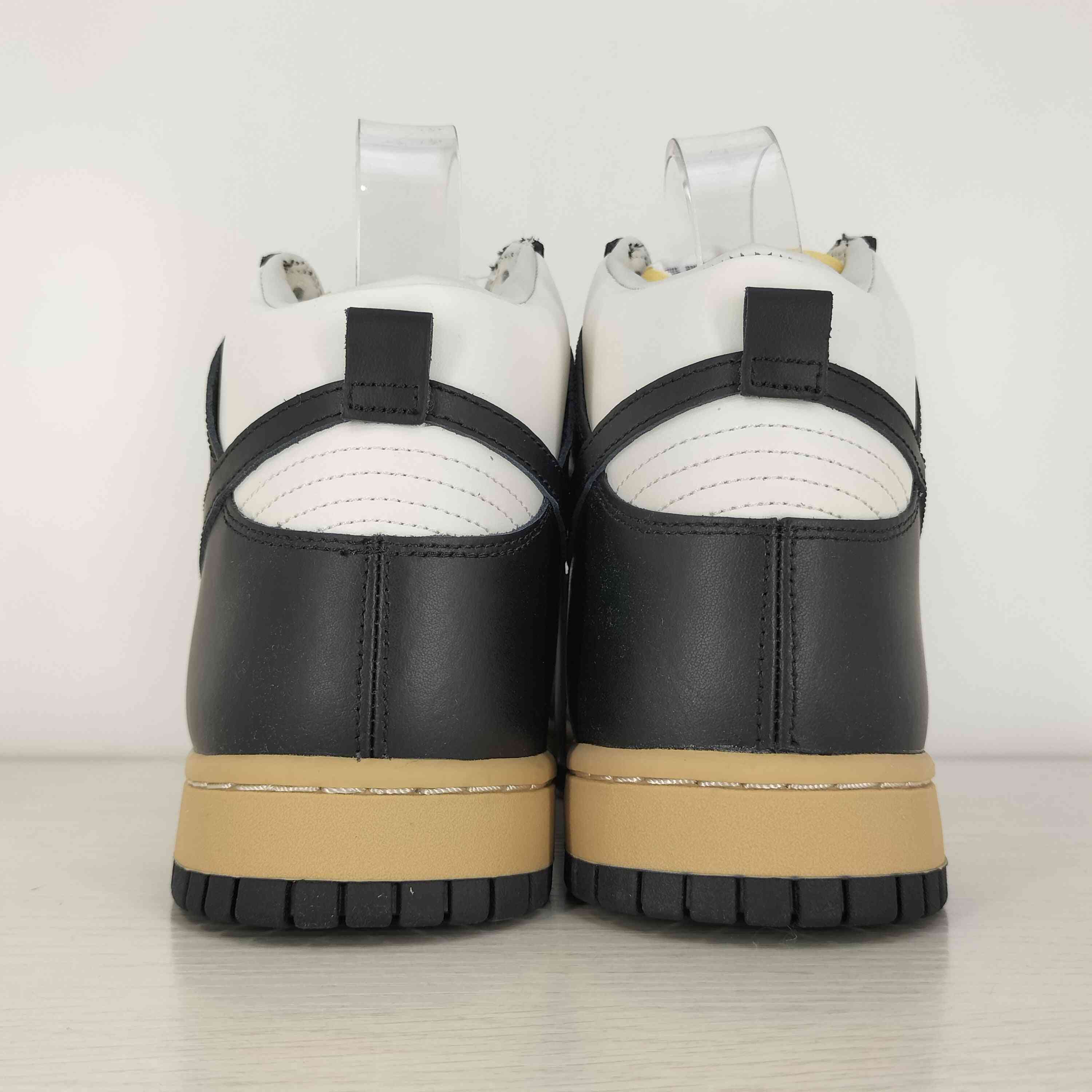 【中古】ナイキ NIKE W DUNK HIGH SE SAIL/BLACK-SESAME-PEARL WHITE メンズ JPN：29