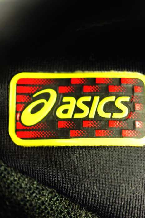 アシックス ASICS スニーカー メンズ - グレー系 × 黒系 JPN：27 日本サイズ：27cm 相当 GEL-KAYANO ゲル カヤノ ランニングシューズ 　ホワイト×ブラック【中古】【ブランド古着バズストアBAZZSTORE】【070420】