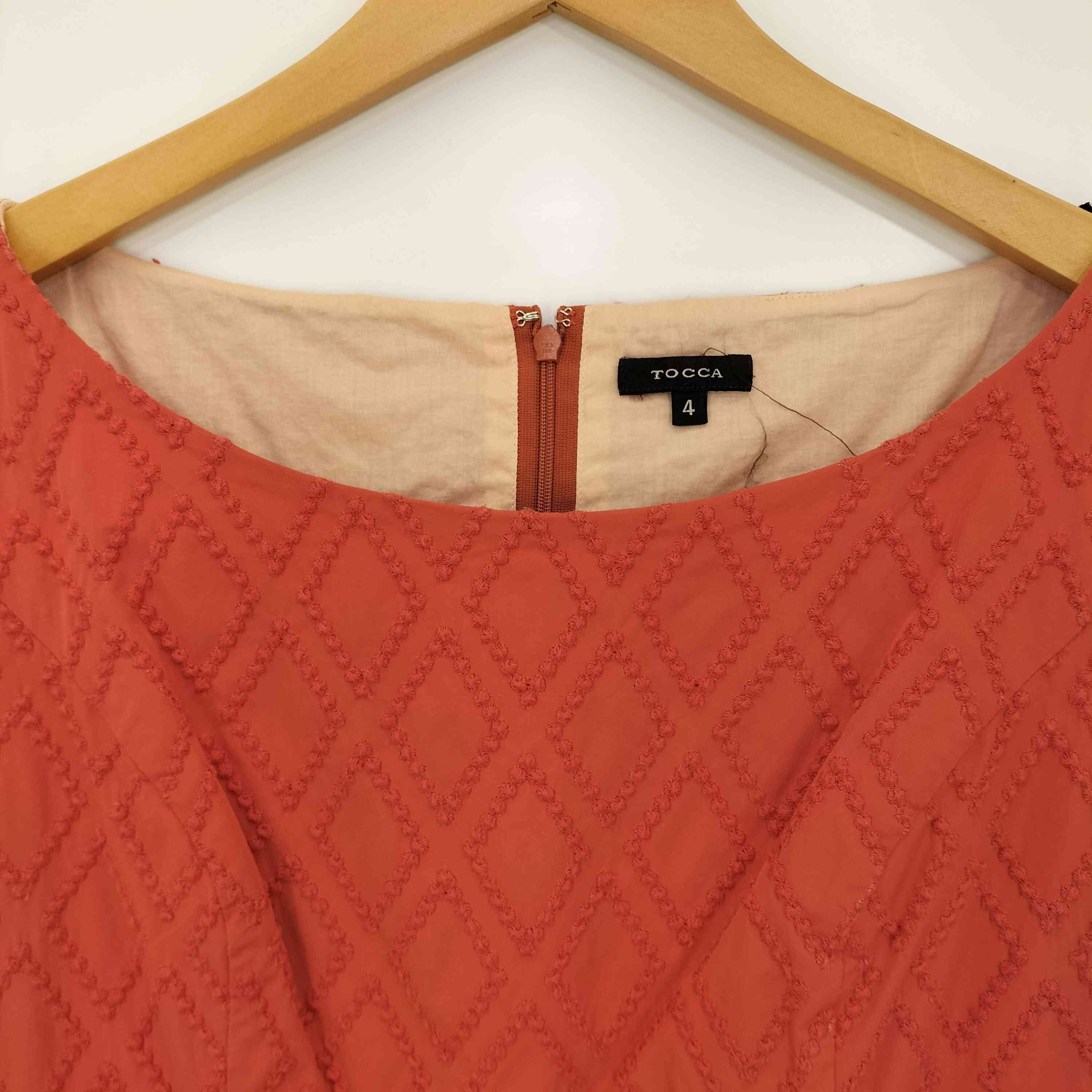 【中古】トッカ TOCCA ひざ丈 立体刺繍 ノースリーブワンピース レディース 4