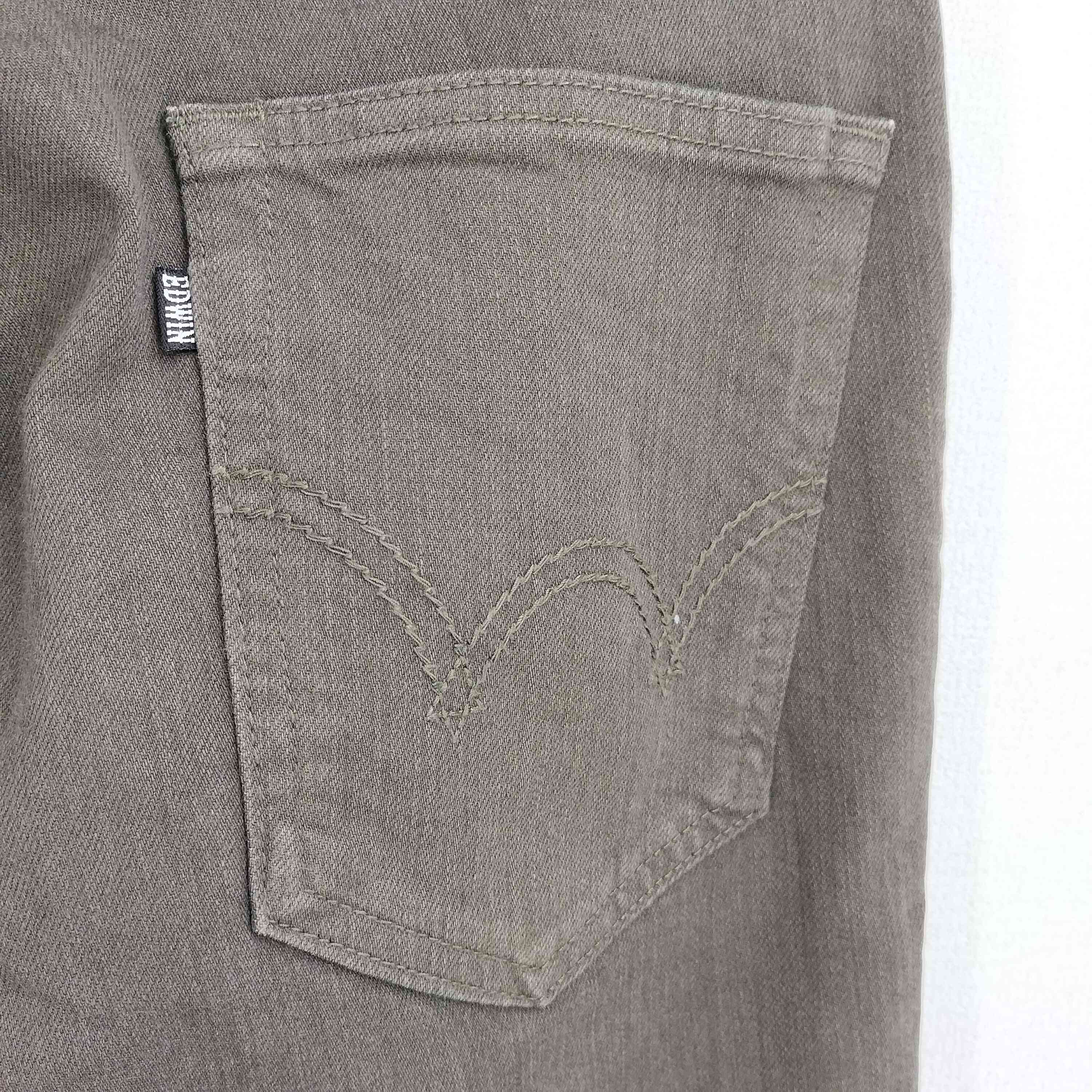 【中古】エドウィン EDWIN レーヨンソフトフレックス レギュラーストレート ストレッチカラージーンズ メンズ 31