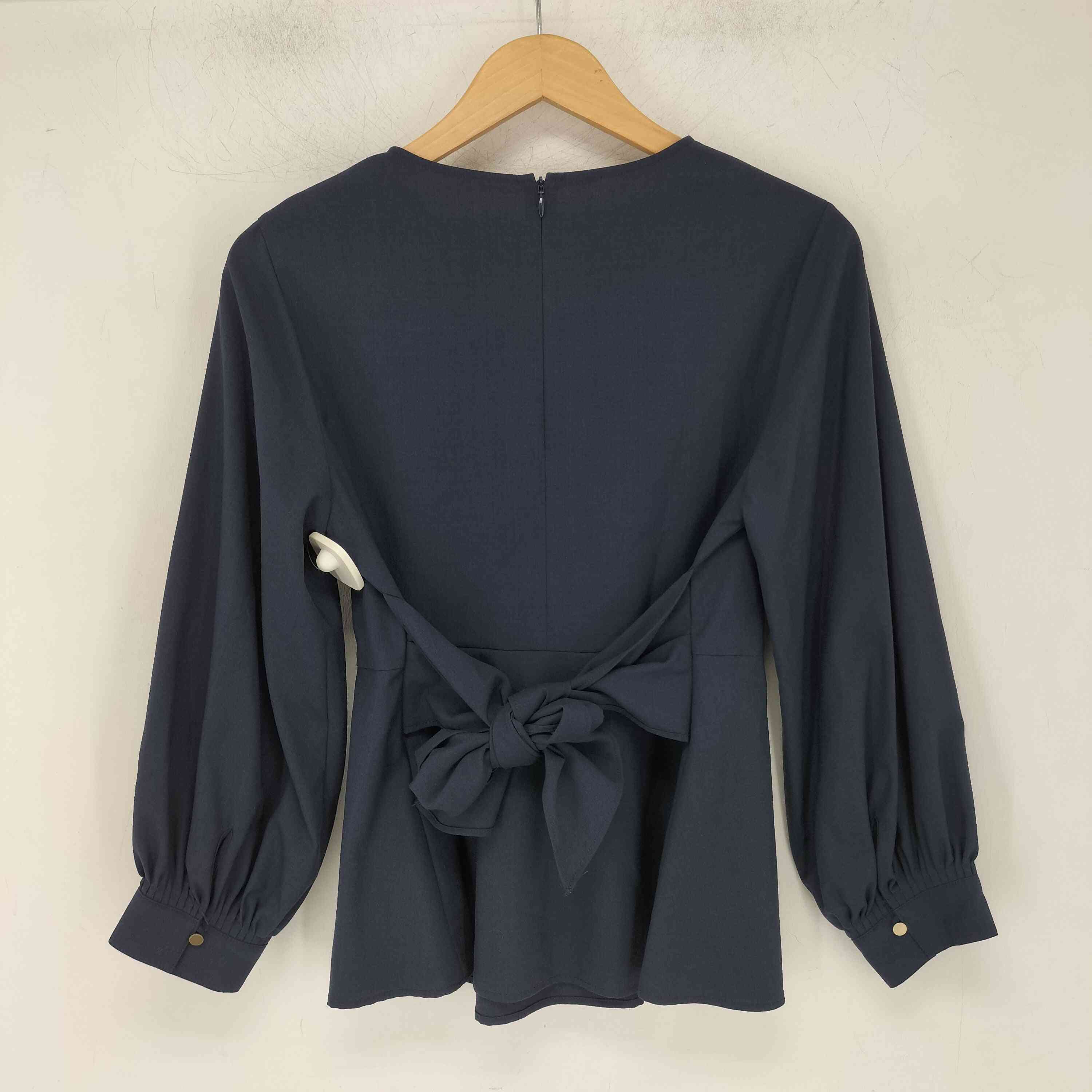 【中古】ニジュウサンク 23区 洗える TWマットクロス ペプラム ブラウス レディース JPN：38 bazzstore-12257983 BAZZSTORE ブランド古着バズストア サンプル画像2