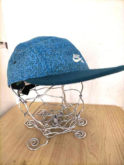 NIKE ナイキ キャップ帽子 メンズ - 青系 SB Mezzo 5 Panel AW84 Adjustable Hat【中古】【ブランド古着バズストアBAZZSTORE】【120321】