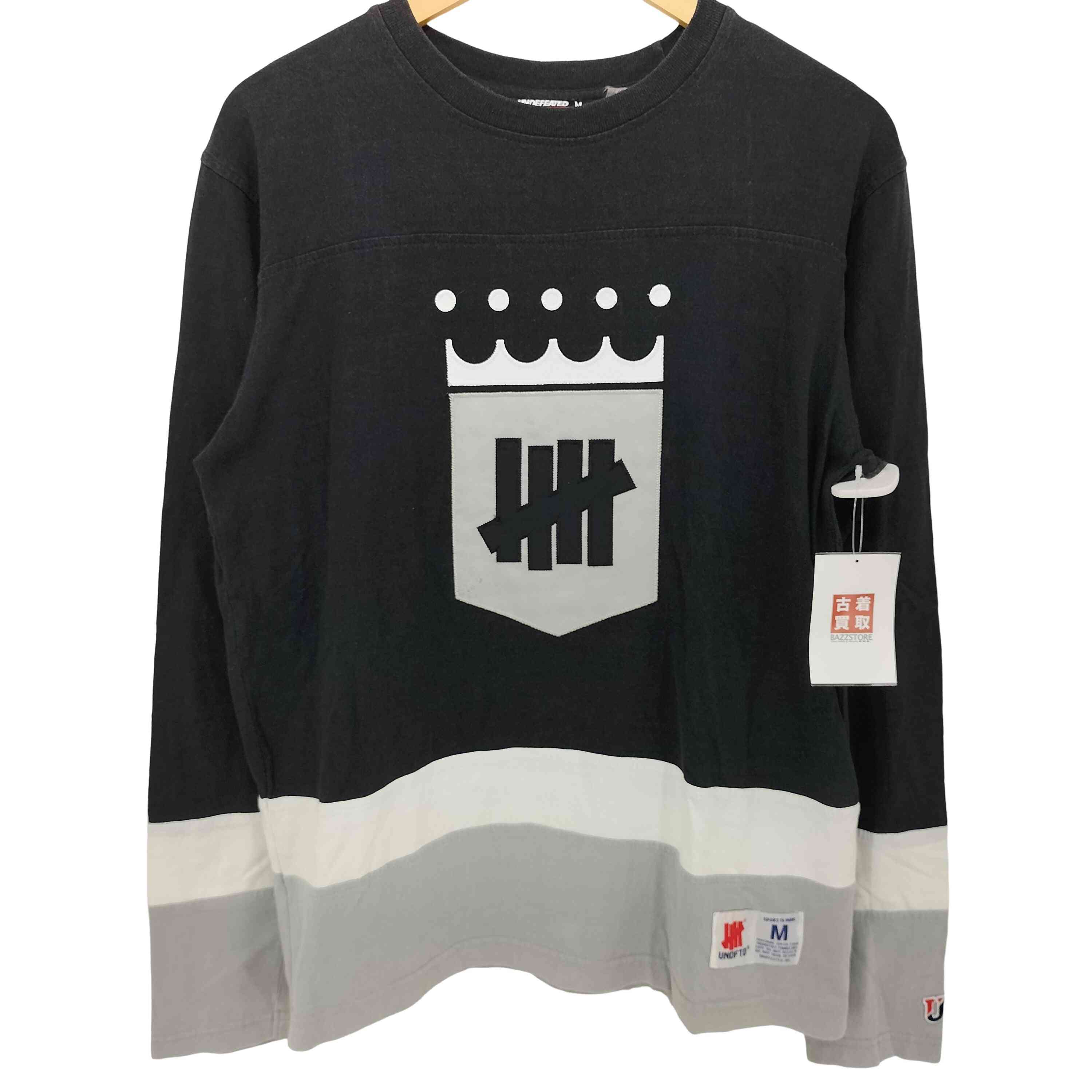 【中古】アンディフィーテッド UNDEFEATED 刺繍ロゴ クルーネック ナンバリング ロングスリーブカットソー メンズ M