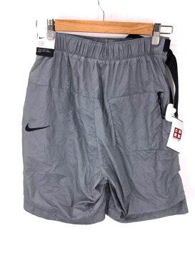 NIKE ナイキ パンツ メンズ - シルバー系 S Tech PACK Shorts Loose Fit ハーフパンツ【中古】【ブランド古着バズストアBAZZSTORE】【090721】