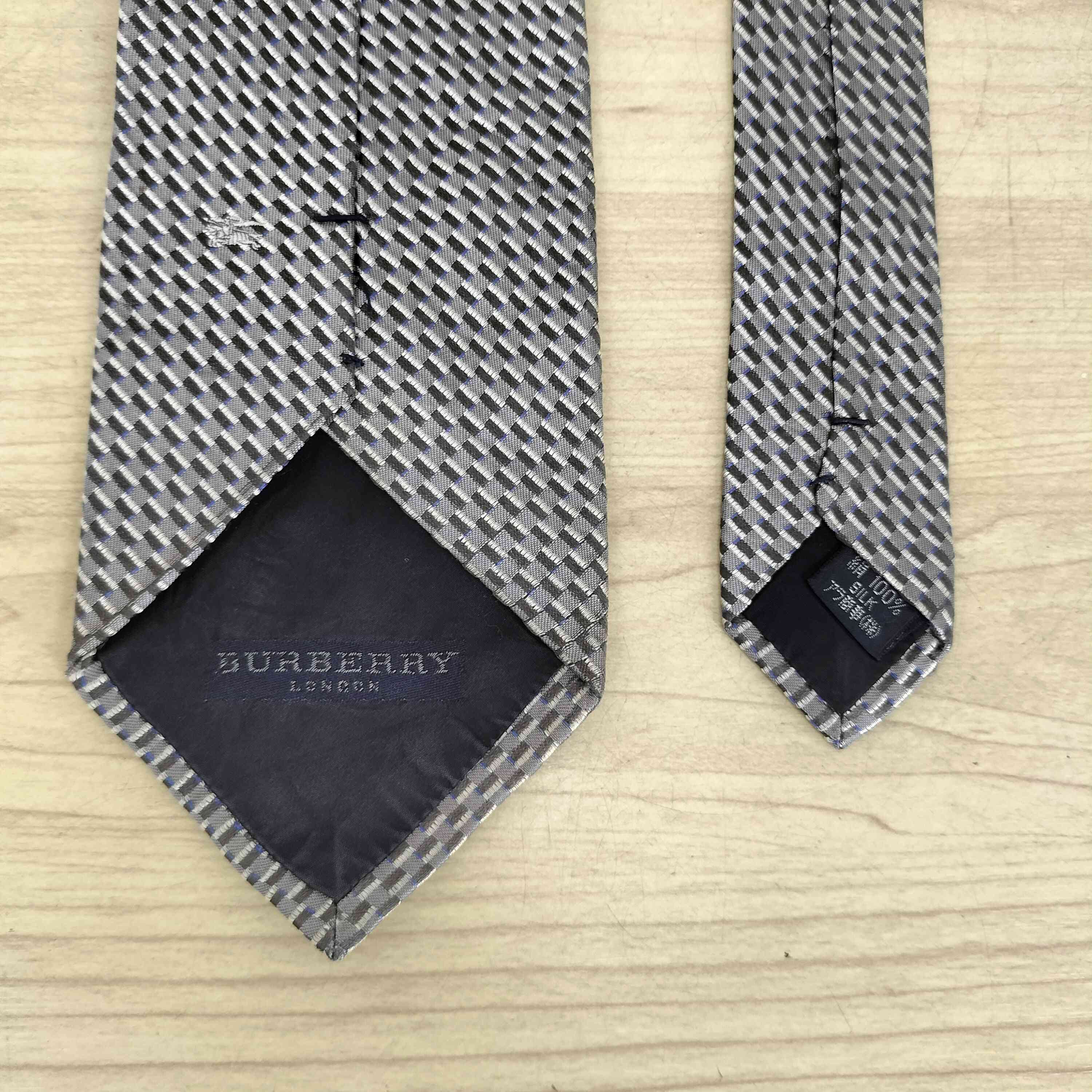 中古 バーバリーロンドン BURBERRY LONDON ホース刺繍 総柄 ネクタイ メンズ 表記無 bazzstore-12270085 BAZZSTORE ブランド古着バズストア サンプル画像2