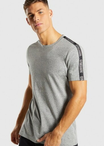 ≪店内商品☆ P2倍〜20倍! 5/7 20:00〜5/16 1:59まで≫【送料無料】GymShark ジムシャーク taped t-shirt Tシャツ ? グレー【grey marl】Lサイズ メーカー直輸入品! ≪店内商品☆ P2倍〜20倍! 5/7 20:00〜5/16 1:59まで≫【送料無料】GymShark ジムシャーク taped t-shirt Tシャツ ? グレー【grey marl】Lサイズ メーカー直輸入品!