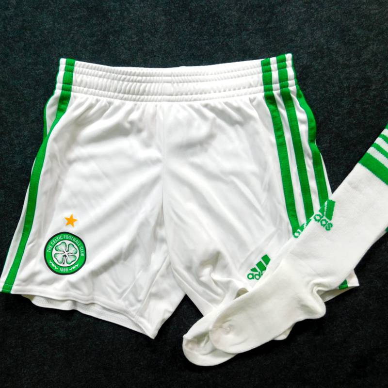 【送料無料品!他商品同梱OK!】セルティック 20 ホーム 半袖 ミニキット/ジュニアユニフォーム・パンツ・ソックスセット ADIDAS 2020シーズンバーゲン サッカー 用品 セール