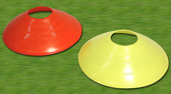 最大10%引クーポン 野球 練習 マーカーコーン 40枚入り 専用フック・メッシュネット付き トレーニング用品 サッカー フットサル バスケットボール フィジカル FMC-40 フィールドフォースネット注文 サッカー 用品 セール