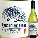 生産者 ブーケンハーツ・クルーフ/Boekenhoutskloof ワイン名 ポークパインリッジ・ソーヴィニヨンブラン /Porcupine Ridge Sauvignon Blanc ヴィンテージ 2022 原産国 南アフリカ 地方 フランシュク ブドウ品種 ソーヴィニョンブラン 容量 750ml 種類 白ワイン 味わい 辛口 商品説明 デカンタ—ワールドワインアワード17’2016VT：85 Point／Commended！ 2009年ヴィンテージが、2009年11月28日のジャンシス・ロビンソンのサイトで「絶対お勧めの世界の白ワイン77本」の1本に選出されました！！ ブーケンハ−ツクルーフ社のセカンド・レンジ。 販売利益の一部で南アフリカ・ステレンボシュ大学のハリネズミの生態調査プロジェクトの費用も援助しています。 トロピカルフルーツを思わせる香りに、いきいきとした爽やかな酸味。 フレッシュで、 クリスピーなバランスの良い仕上がり。 程よい厚みとやさしい余韻。 お勧め料理：サラダ、シーフードのマリネ、お寿司などアルコール度数：12％スクリューキャップ 注意 在庫数の更新は随時行っておりますがお買い上げいただいた商品が、品切れになってしまうこともございます。 その場合、お客様には必ず連絡をいたしますが、万が一入荷予定がない場合は、キャンセルさせていただく場合もございますことをあらかじめご了承ください。