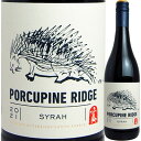 生産者 ブーケンハーツ・クルーフ/Boekenhoutskloof ワイン名 ポークパインリッジ・シラー /Porcupine Ridge Syrah ヴィンテージ 2021 原産国 南アフリカ 地方 スワートランド ブドウ品種 シラー 容量 750ml 種類 赤ワイン 味わい フルボディ 商品説明 ティム・アトキン[Tim Atkin Report 2021’] 2020VT：89 Point プラッター[Platter SA 2022’] 2020VT：4.0 STAR 86 Point サクラアワード[Sakura Awards 2017’] 2015VT：Gold スワートランド地区の灌漑なしの畑のブドウを使用。製造は出来るだけ手を加えないミニマリスト的アプローチ。ステンレスタンクで発酵後、果実味を表現する為に古いフレンチオークで熟成。スミレ、ブラックチェリーなど、しっかりとした香りに白コショウの風味。比較的豊な酸とジューシーでなめらか、フルーティな口あたり。細やかで適度な渋みを伴い、ワインの重さも程よく感じる。全体にエレガントで複雑味もあり、バランス良くまとまっている。 日々 愛用されるテーブルワインをテーマに、畑の人気者 ハリネズミをモチーフとしている！ アルコール度数：14.5％ 注意 在庫数の更新は随時行っておりますがお買い上げいただいた商品が、品切れになってしまうこともございます。 その場合、お客様には必ず連絡をいたしますが、万が一入荷予定がない場合は、キャンセルさせていただく場合もございますことをあらかじめご了承ください。