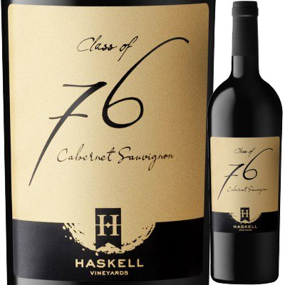 ワイナリー名 ハスケルヴィンヤード /Haskell Vineyards ワイン名 ハスケル・76・カベルネソーヴィニヨン/Haskell 76 Cabernet Sauvignon ヴィンテージ 2019 原産国 南アフリカ 地方 ステレンボッシュ ブドウ品種 カベルネソーヴィニヨン100％ 容量 750ml 種類 赤ワイン 味わい フルボディ 商品説明 リントンパークの後継者 ハスケルが手掛ける76シリーズ！ ブドウは4つのブロックから朝早い涼しい時間に収穫。土壌は10%程度粘土を含む風化した砂岩と砂利質の堆積土壌。2つの畑は北西向き斜面で、一つの畑は比較的フラットで岩がゴロゴロしている。もう一つの畑は南向きの斜面で砂利質。灌漑は必要な時に使用。ステンレスタンクで発酵、1日に4回パンピング、糖度が12度になった時点でパンピングは2回に。その後オーク樽で熟成。カシス、黒系果実、スパイス、革、タバコなどの香り。フレッシュで豊かな酸、しっかりした渋みとボディ。ジューシーで完熟した黒い果実の風味が口の中に広がる。中盤以降はなめらかで、シルキーなフィニッシュ。余韻も長く心地良い。スマートでバランス良く綺麗にまとまっている。ハンバーグ、羊肉、ラザニア、チーズなど。 アルコール度数：13.5％ 注意 在庫数の更新は随時行っておりますがお買い上げいただいた商品が、品切れになってしまうこともございます。 その場合、お客様には必ず連絡をいたしますが、万が一入荷予定がない場合は、キャンセルさせていただく場合もございますことをあらかじめご了承ください。