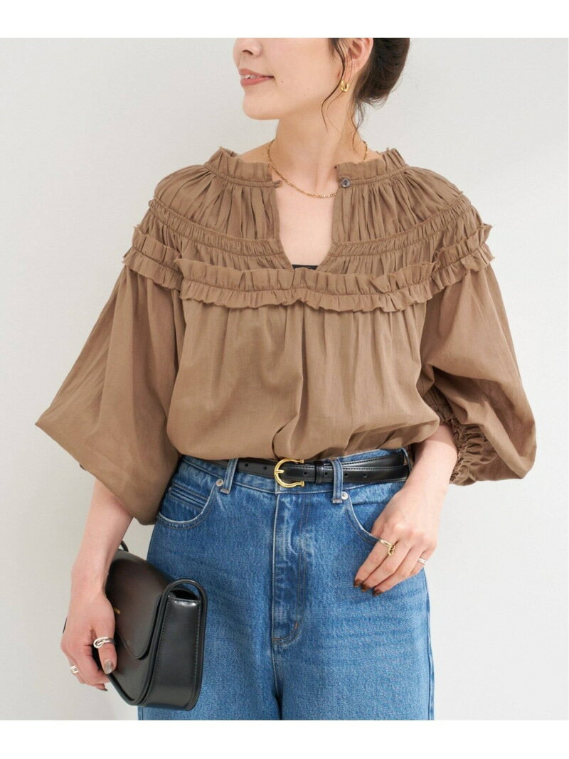 手洗い可 / ボイル2WAYギャザーブラウス B.C STOCK ベーセーストック トップス シャツ・ブラウス ブラック ホワイト ブラウン【送料無料】[Rakuten Fashion]のサムネイル