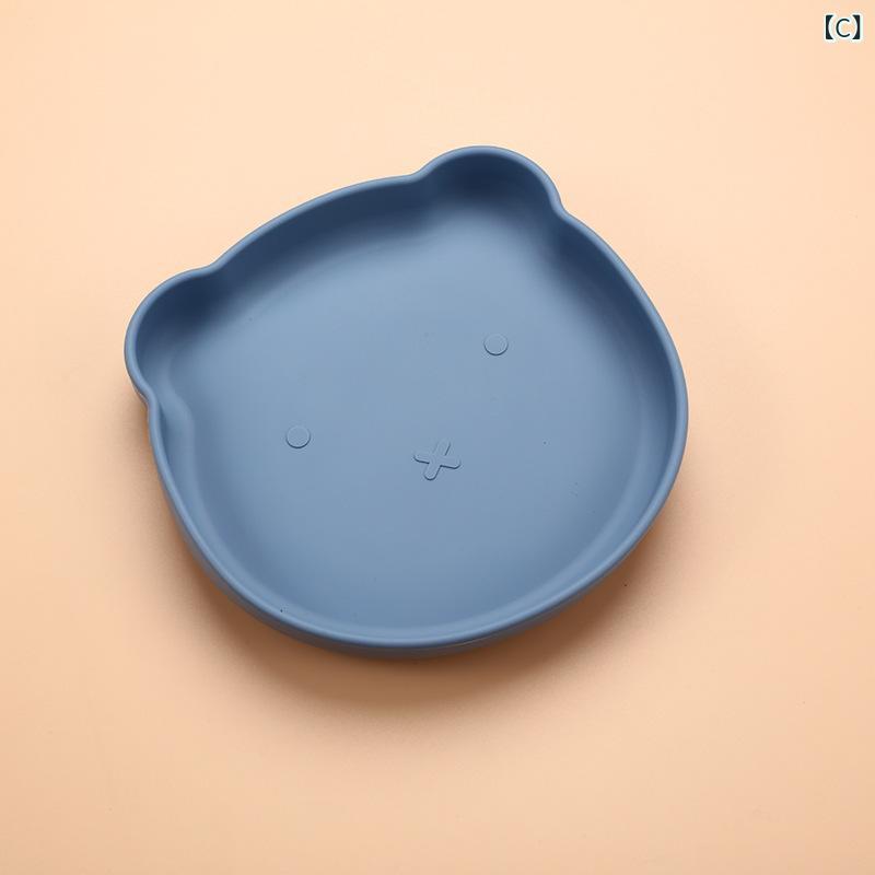 赤ちゃんは 一体 式の 補助 食 食器を 吸着 します。 3