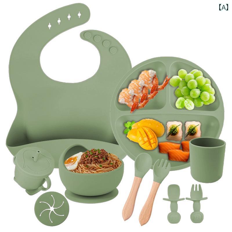 乐天商城 - 子供 セットの シリカゲル 食器 セットの 赤ちゃんの スプーンと フォークを 囲んで 食事を します。