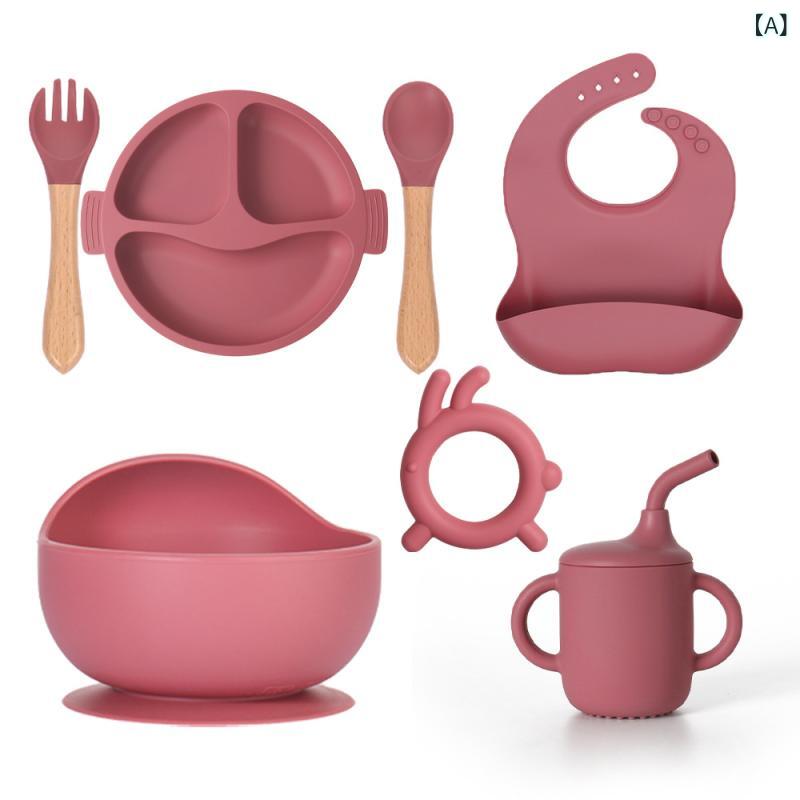 Rakuten - Baby シリカゲルの 食事 皿 セット 赤ちゃんの 補助 食器 3 段の 食事 皿と 歯の ゴム セットの 子供の よだれかけで 食器を 食べ させます。